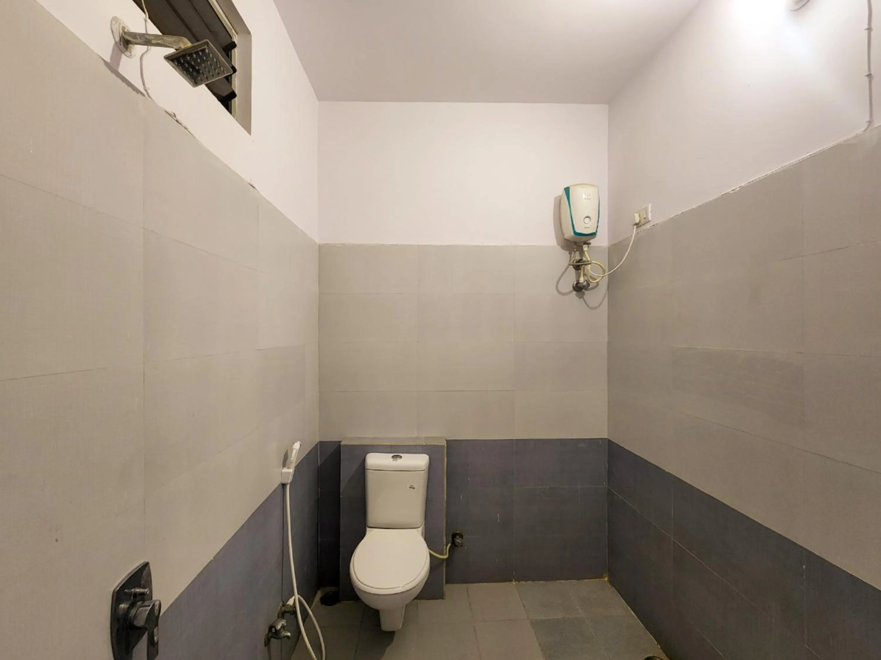 Bathroom in Shivani Inn Hotel & Banquet