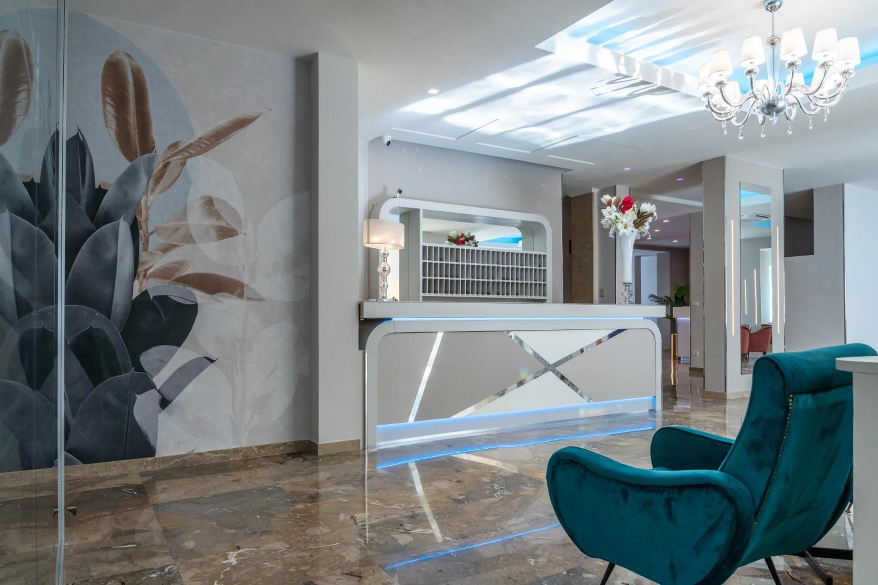 Lobby or reception in HOTEL la SERENISSIMA TERME & SPA