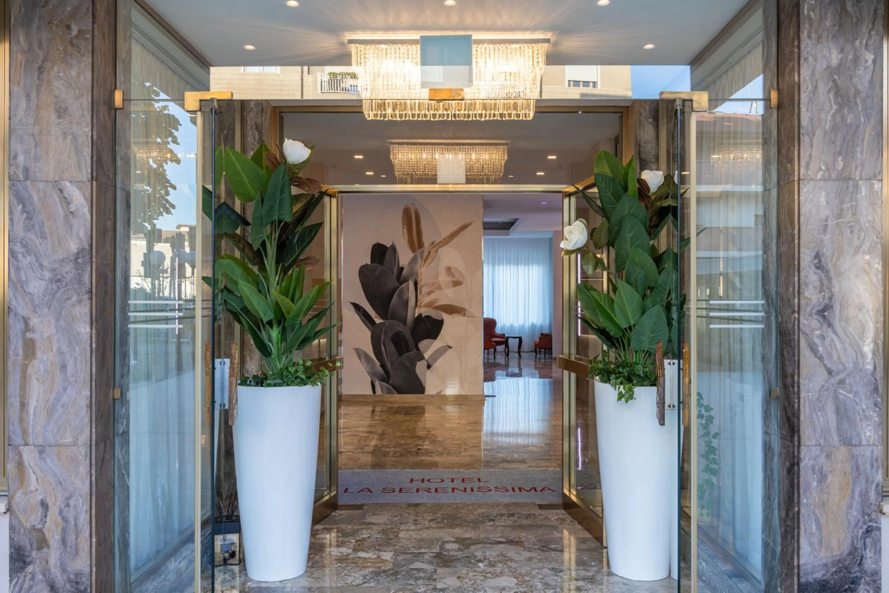 Facade/entrance in HOTEL la SERENISSIMA TERME & SPA