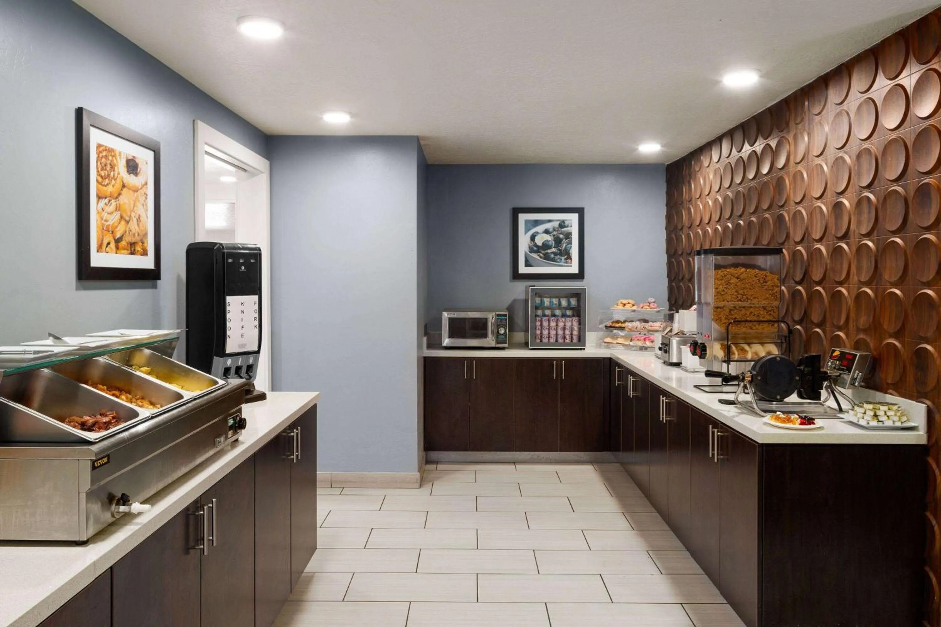 Coffee/tea facilities in Wingate by Wyndham Cedar City