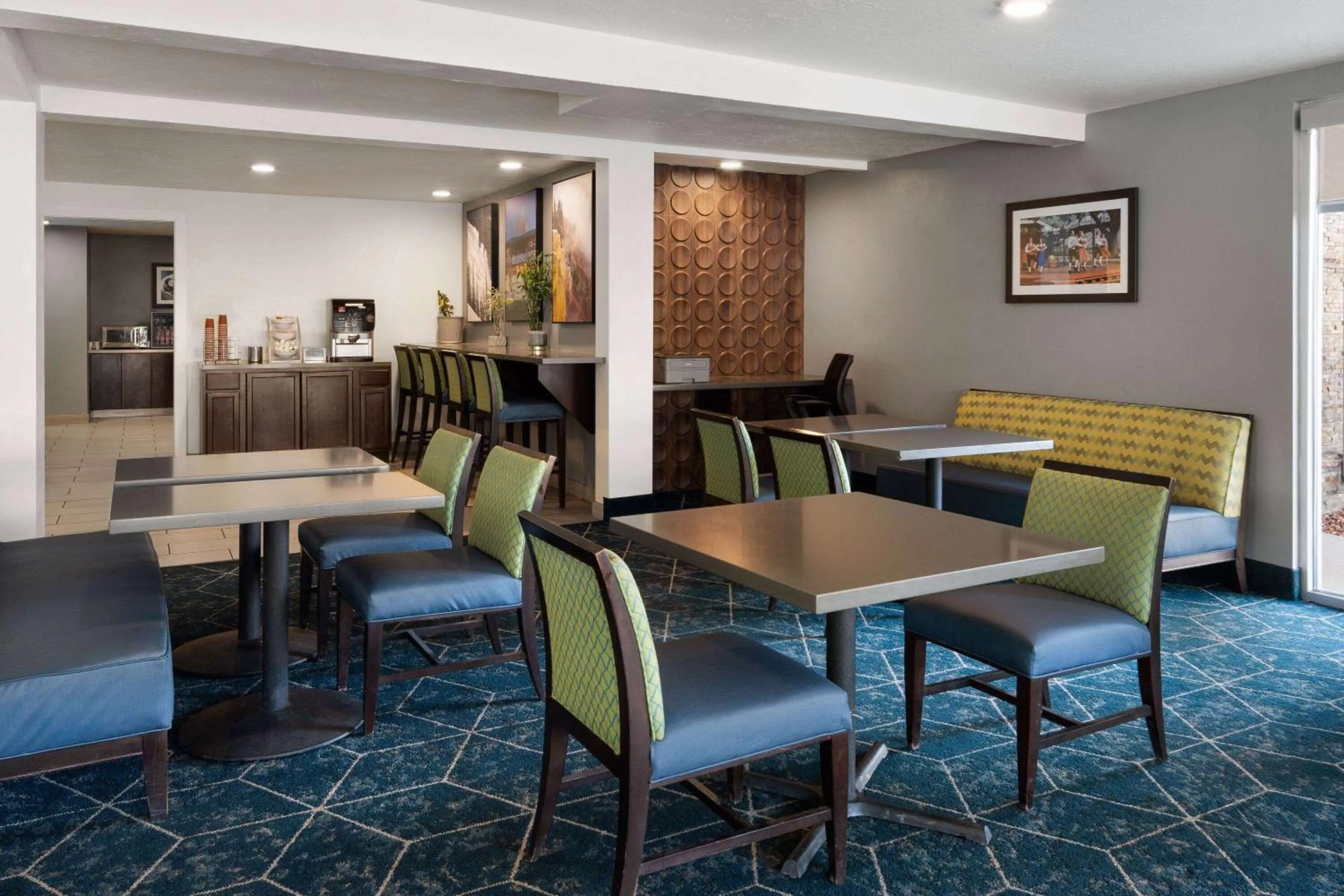Lobby or reception in Wingate by Wyndham Cedar City