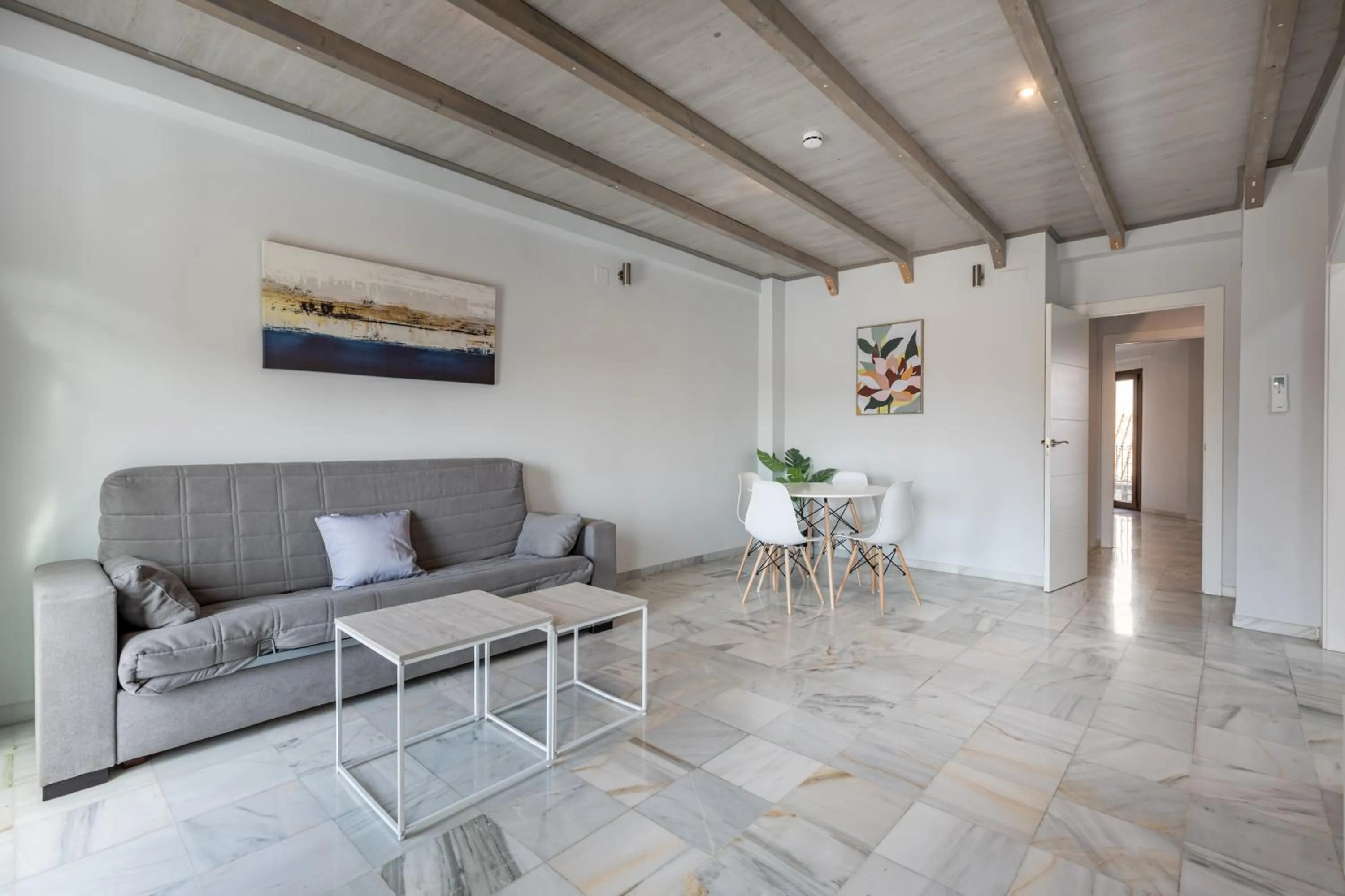 Living room in Apartamentos Realejo Granada Centro 3000