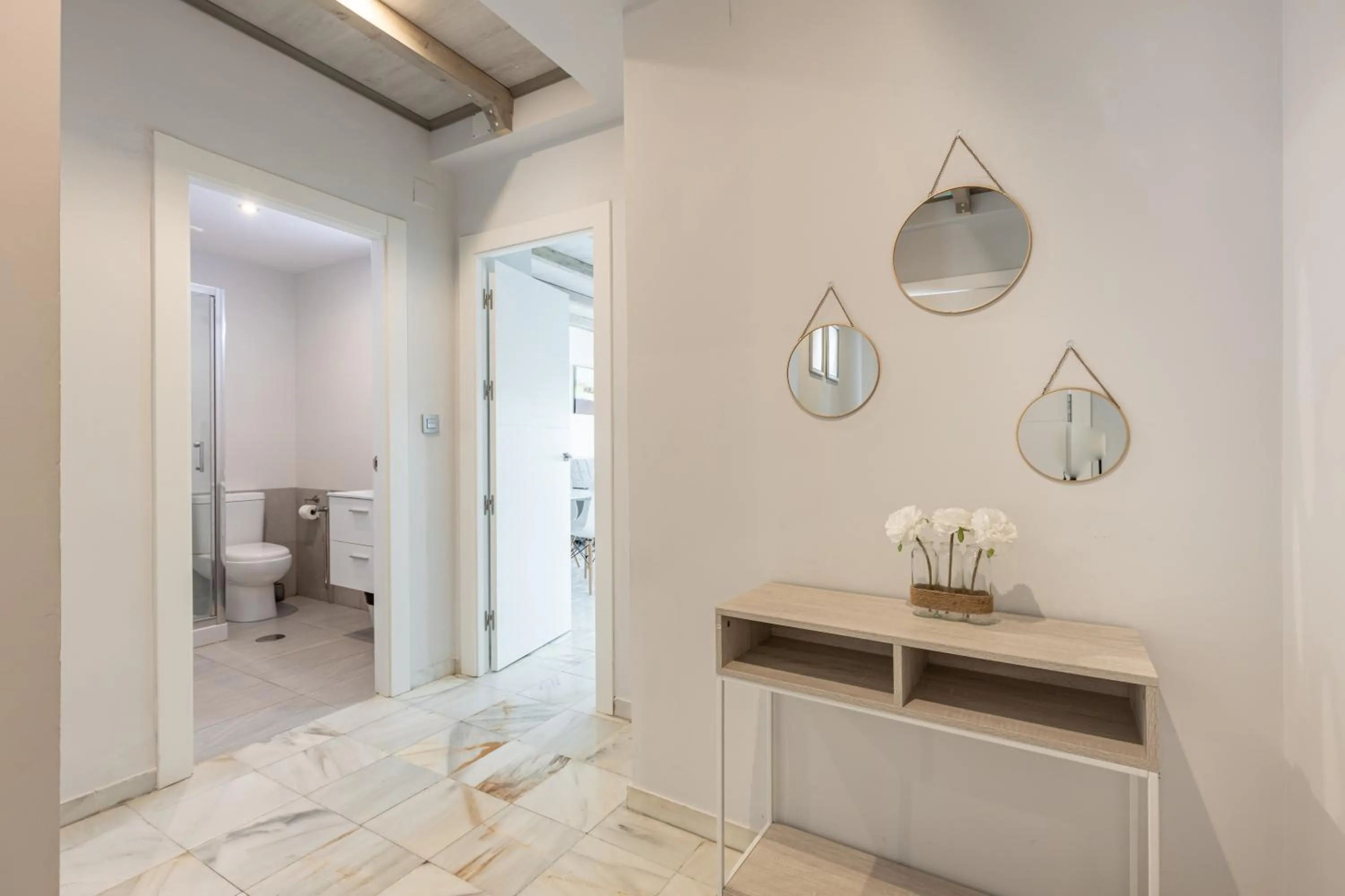 Bathroom in Apartamentos Realejo Granada Centro 3000