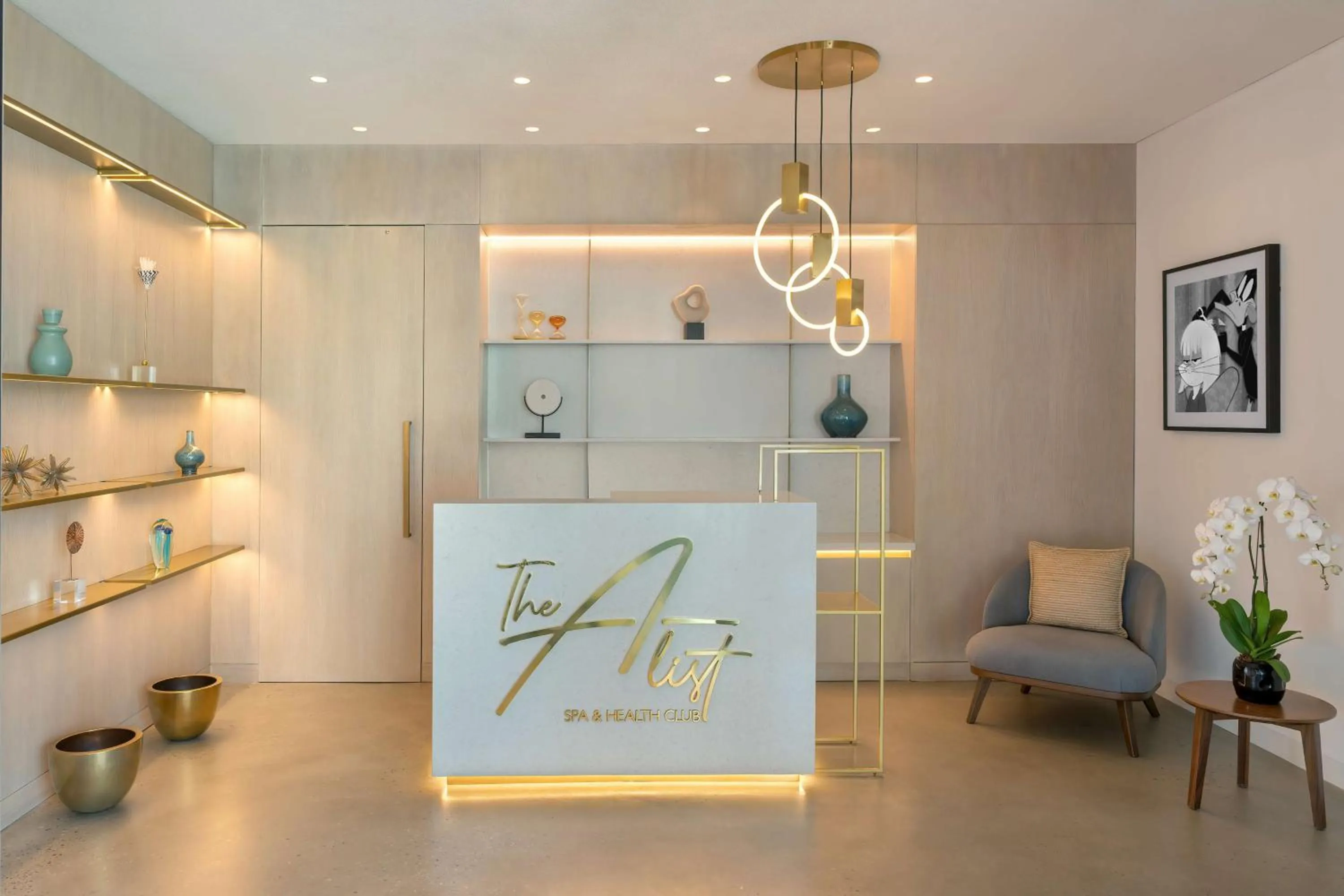 Spa and wellness centre/facilities in The WB Abu Dhabi, Curio Collection By Hilton