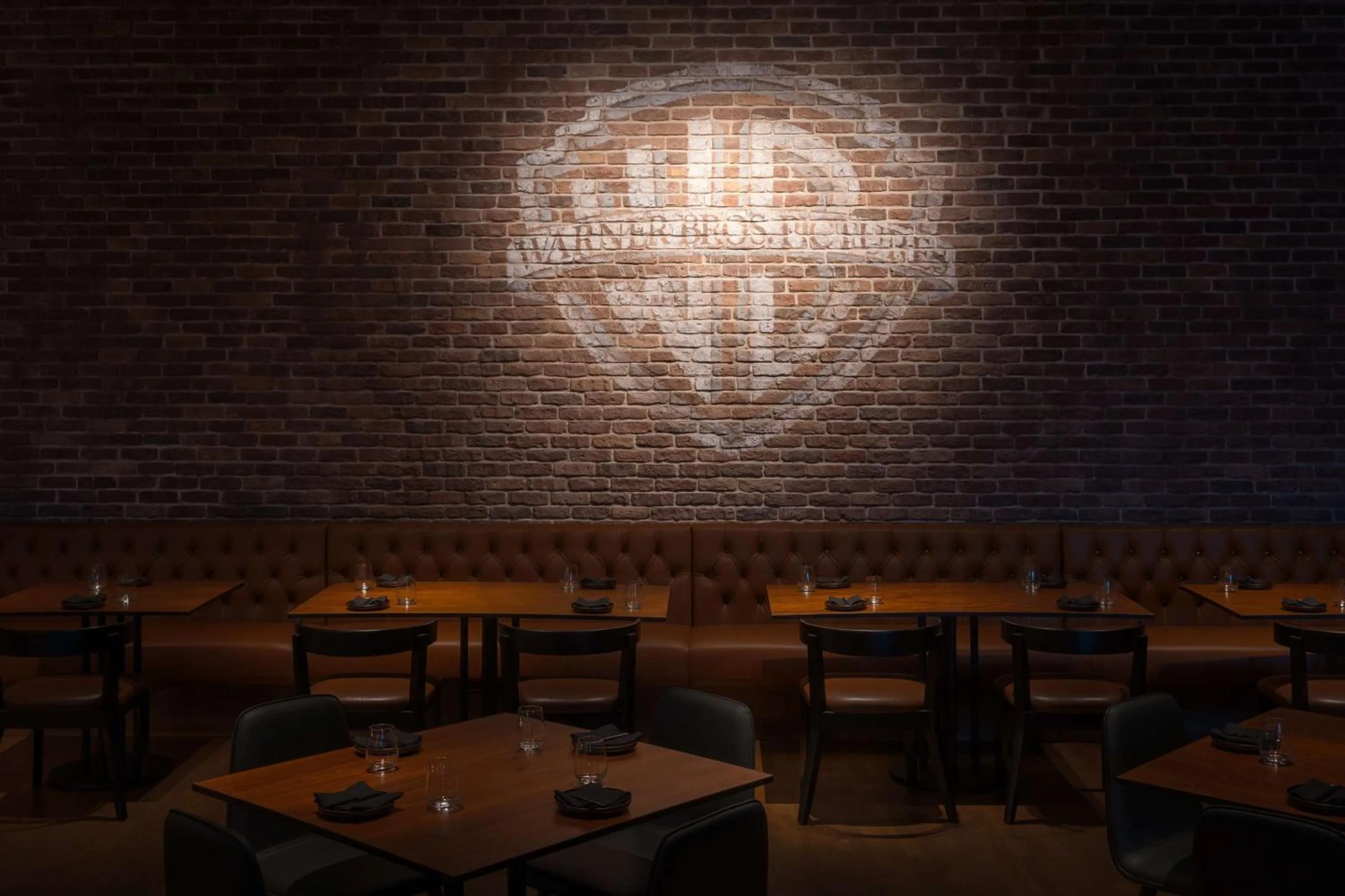 Restaurant/places to eat in The WB Abu Dhabi, Curio Collection By Hilton