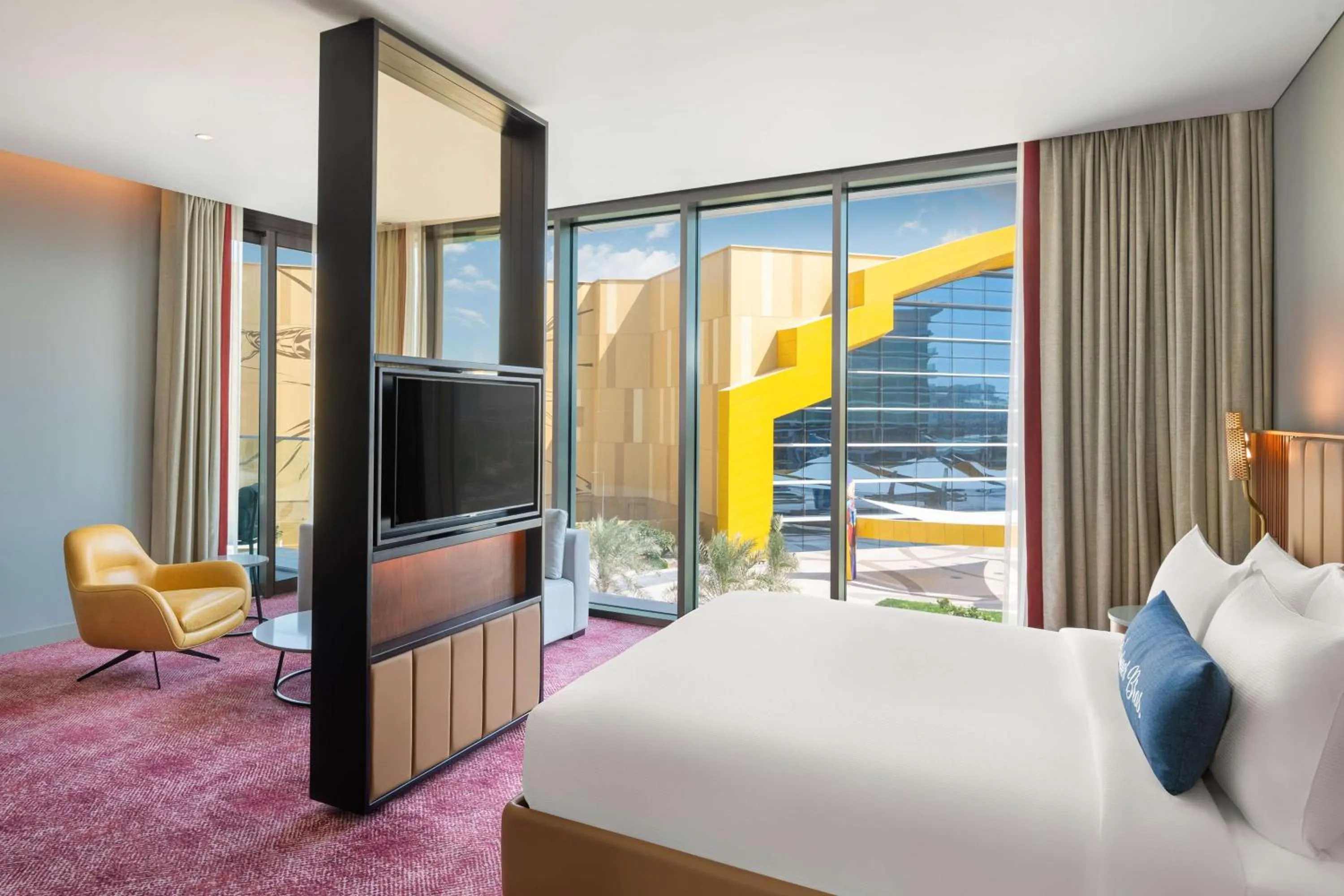 TV and multimedia, Bed in The WB Abu Dhabi, Curio Collection By Hilton