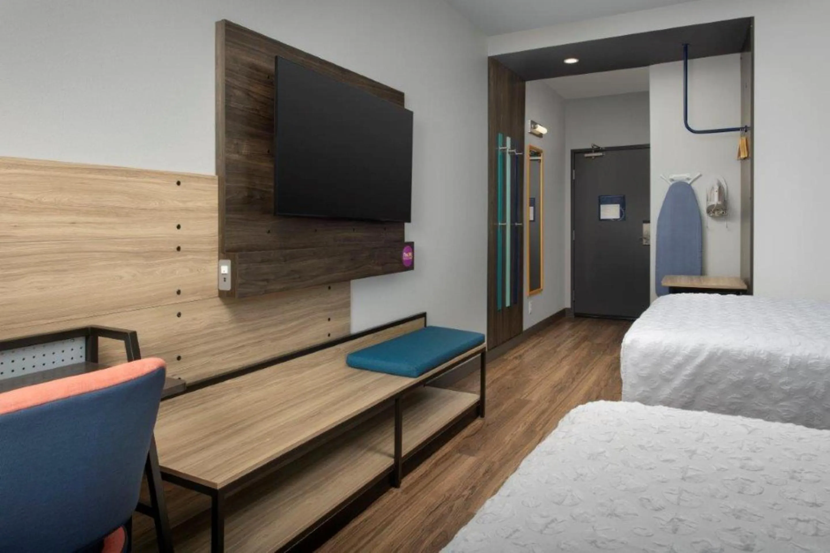 Bed in Tru By Hilton San Antonio North