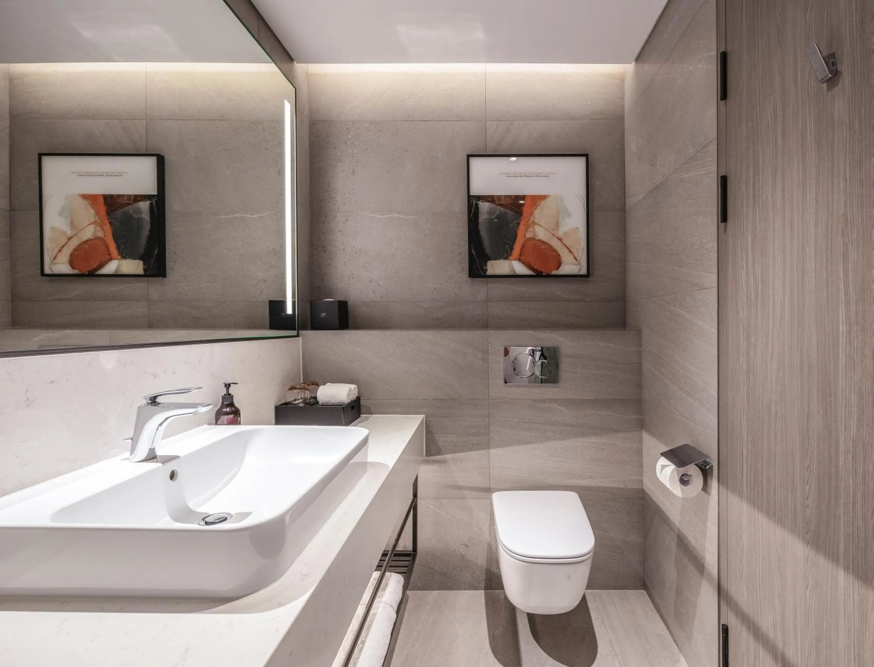 Toilet in Fraser Residence Hanoi