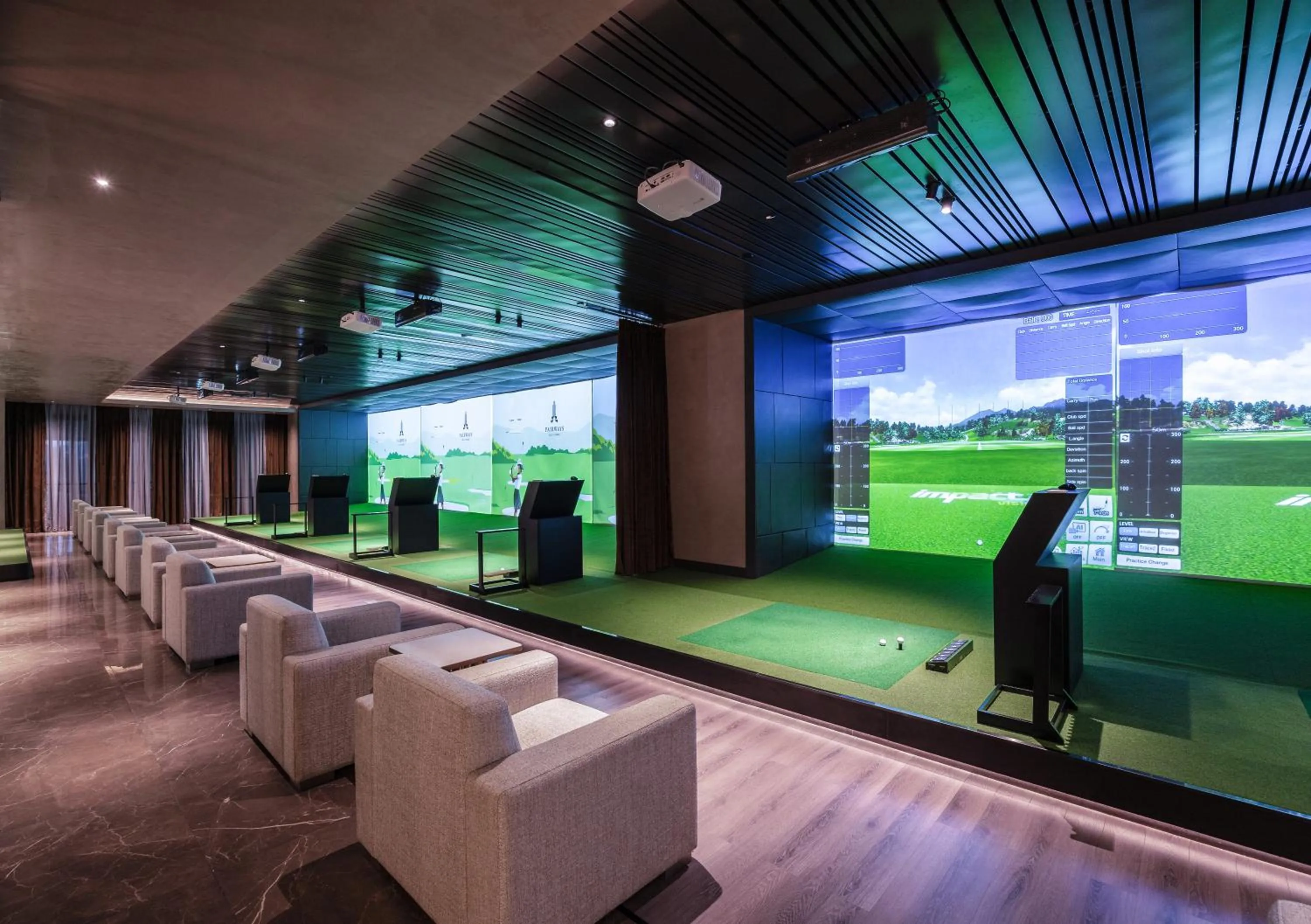 Minigolf in Fraser Residence Hanoi