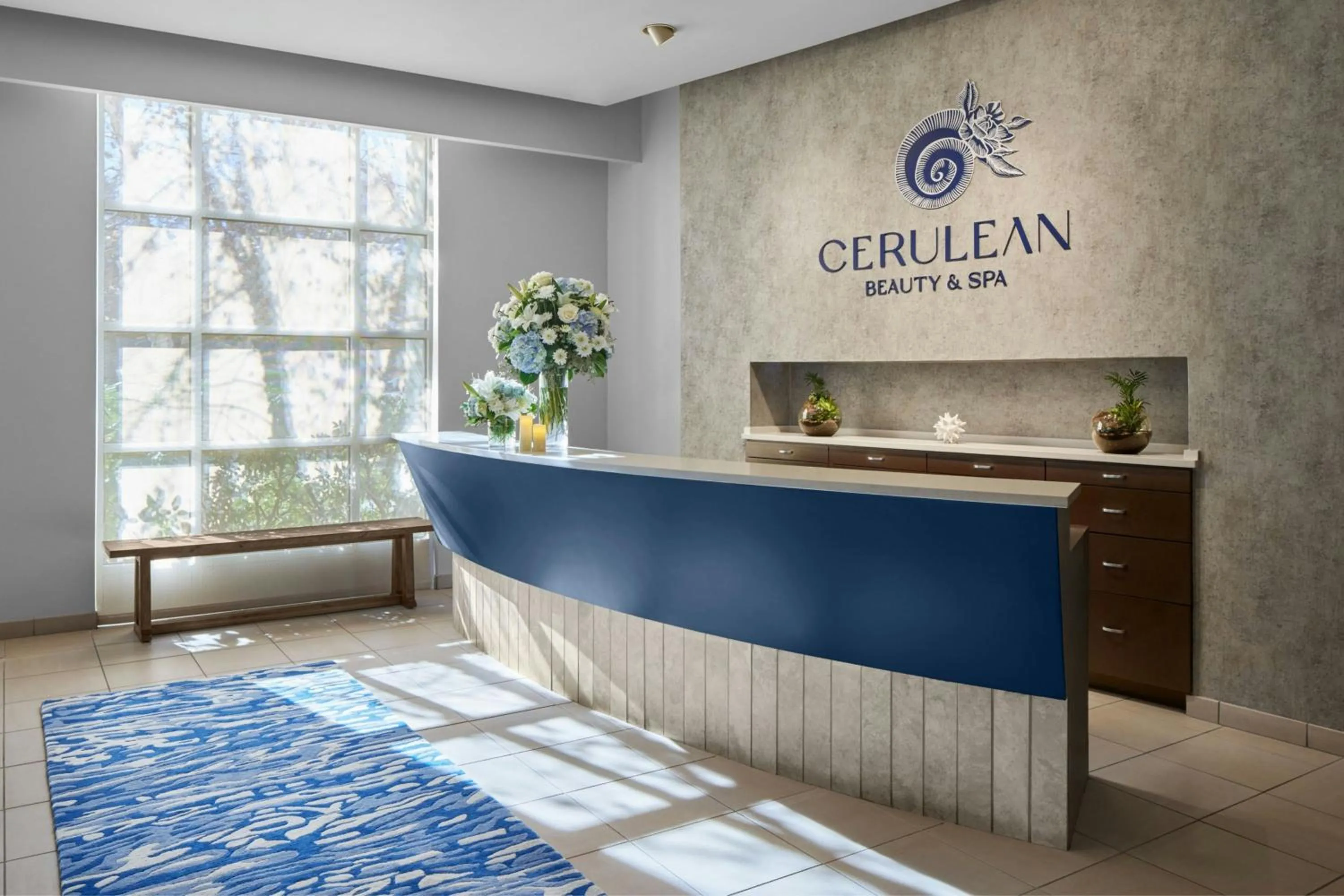 Lobby or reception in Mystic Marriott Hotel and Spa