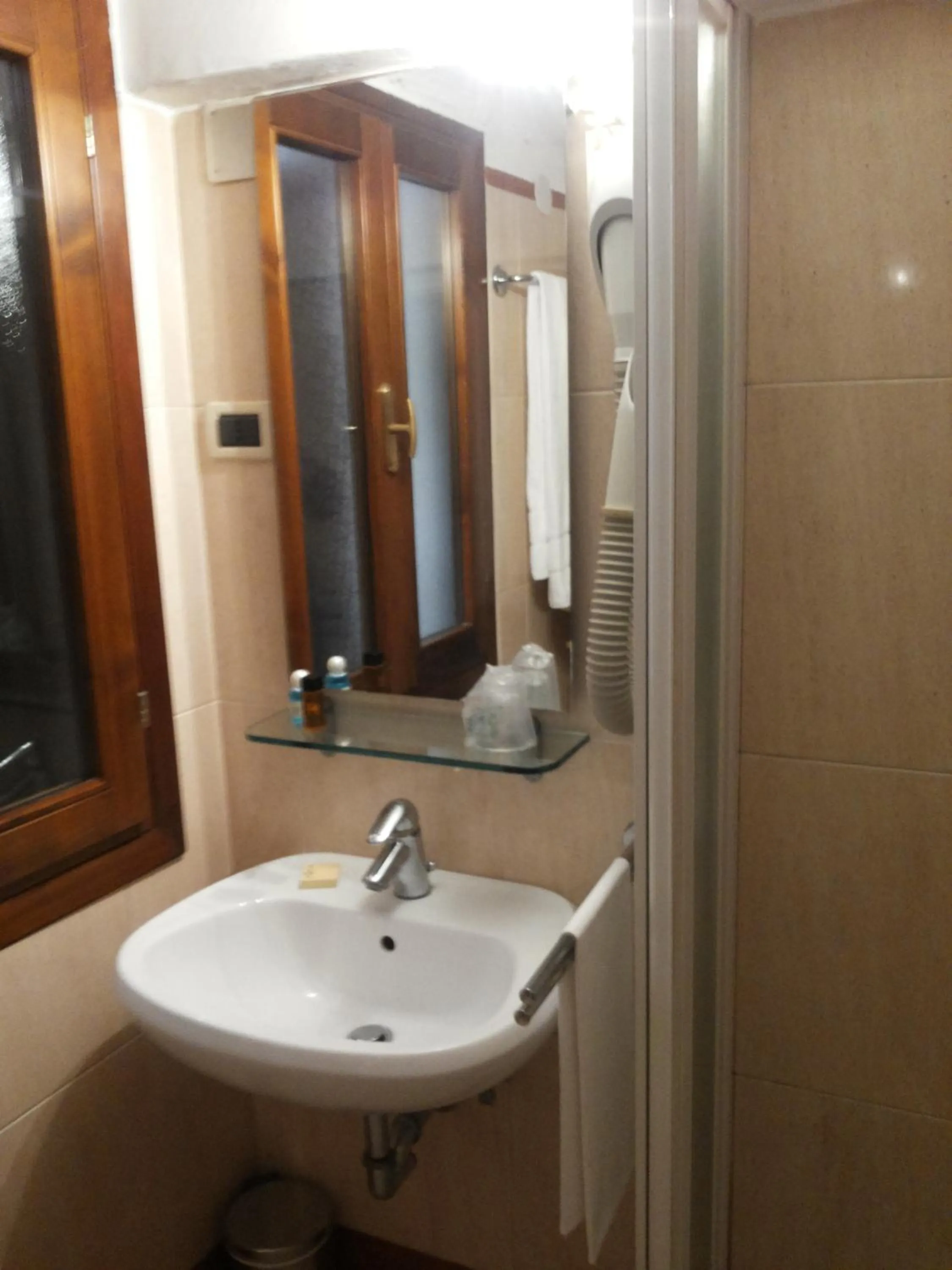 Bathroom in Hotel Adriatico