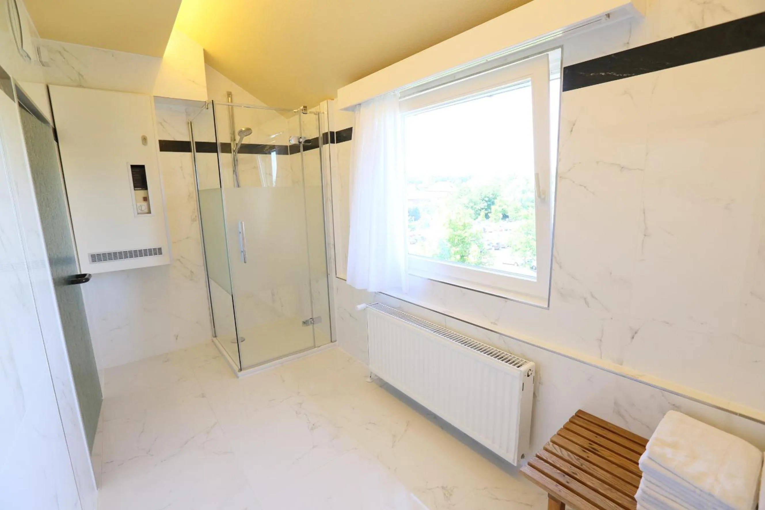 Steam room in Parkhotel Stader Hof