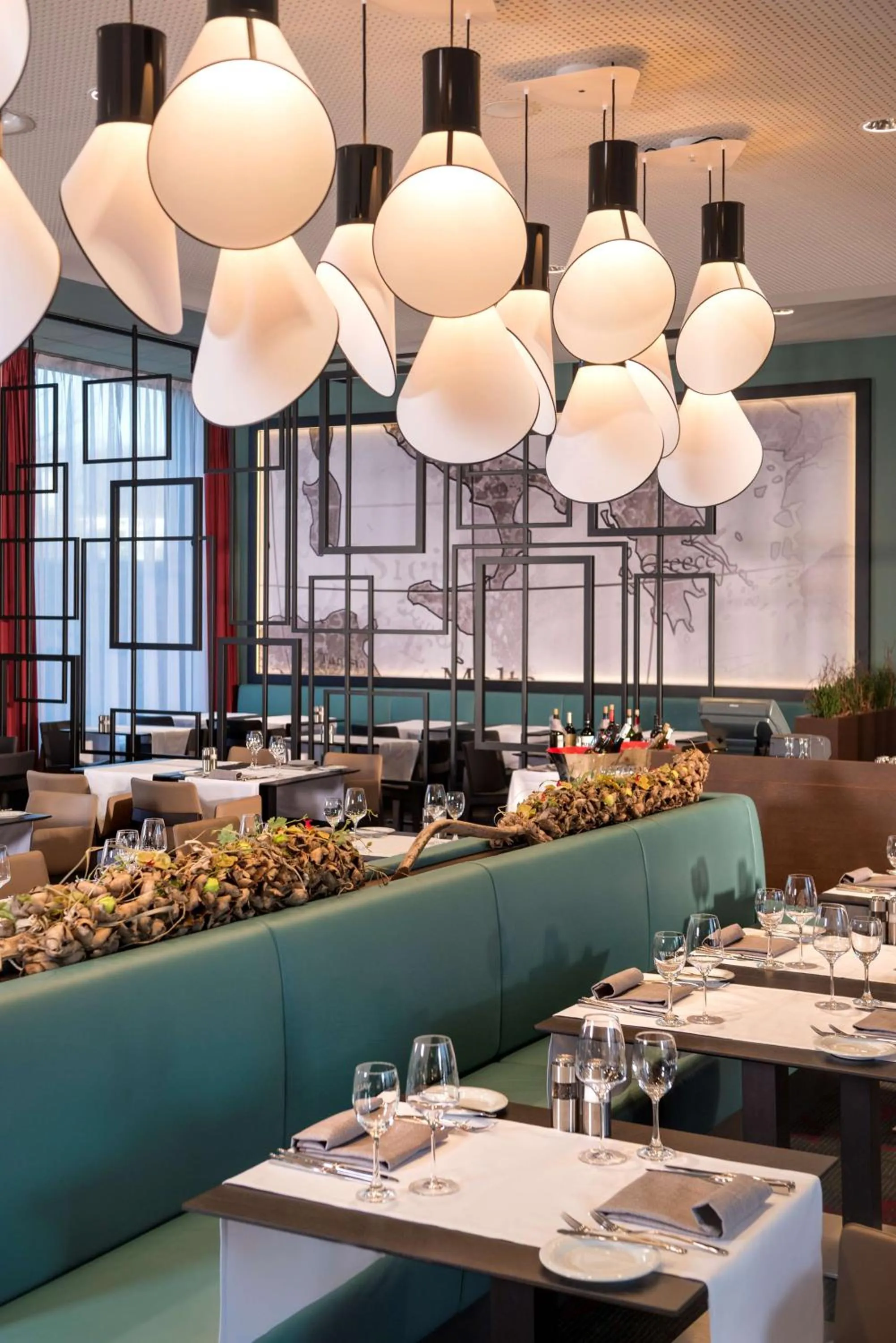 Restaurant/places to eat in Dorint Airport-Hotel Zürich