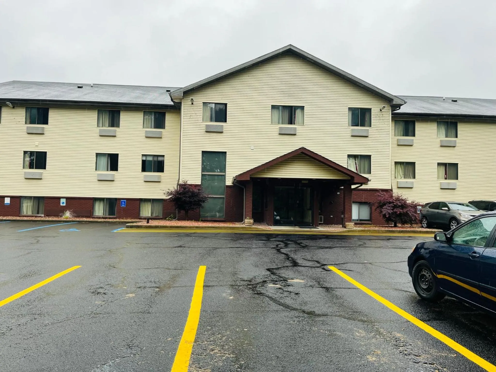 Property building in Rodeway Inn Whitehall