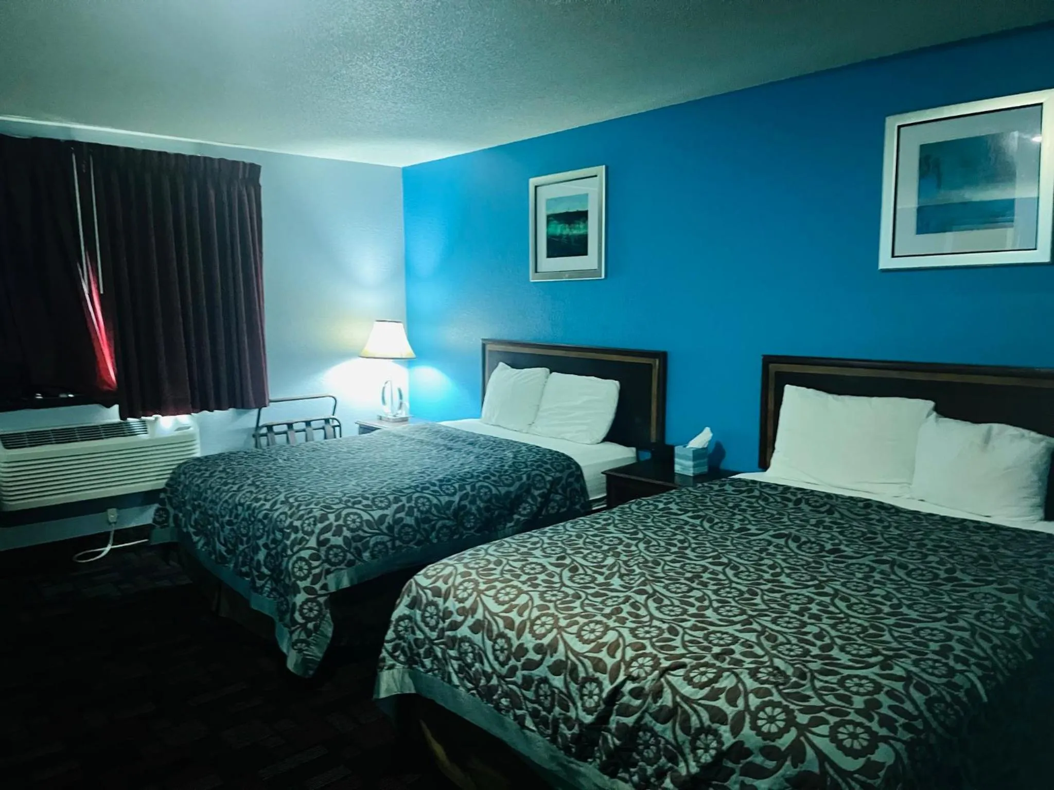 Bedroom, Bed in Rodeway Inn Whitehall