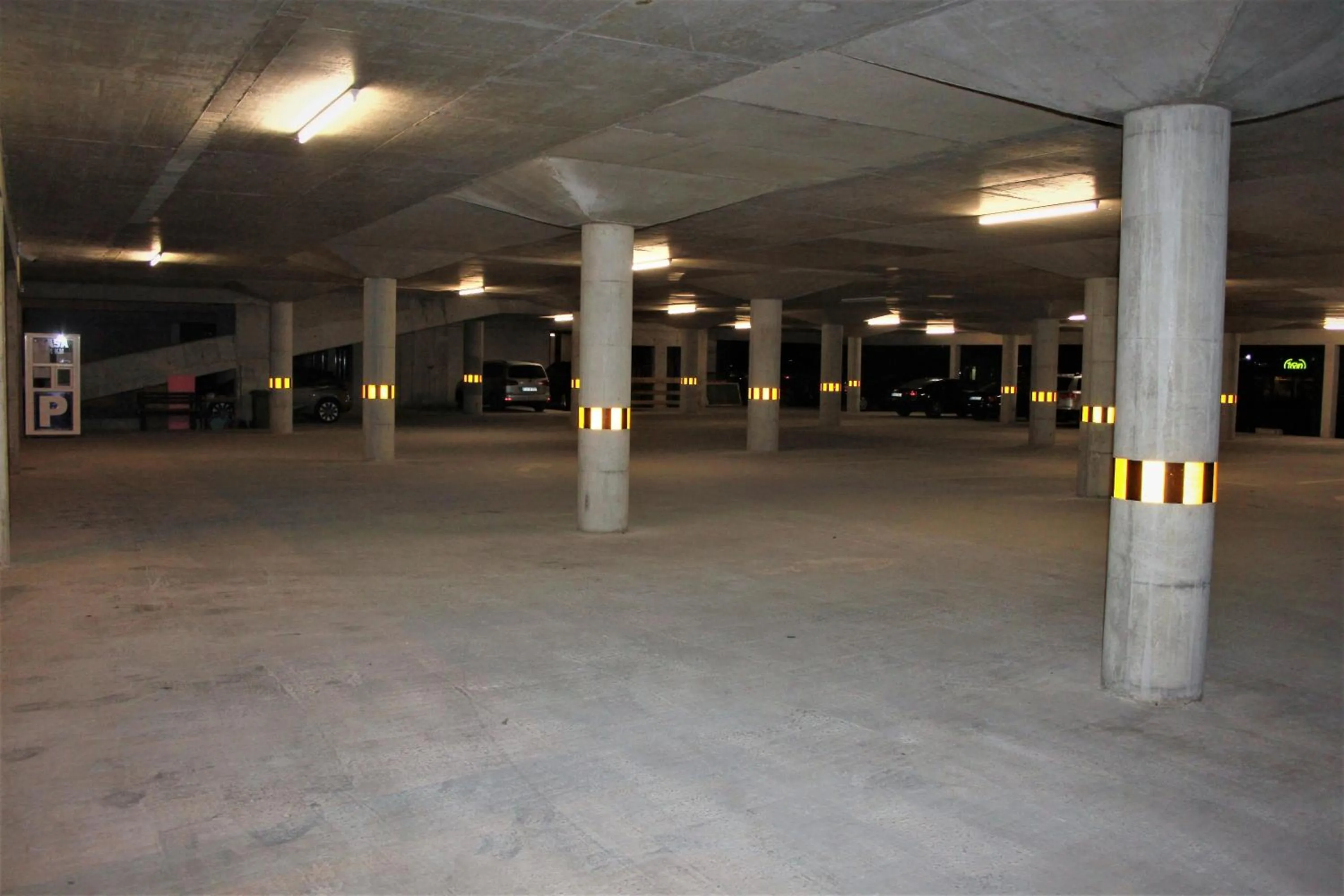 Night in Hotel Bosna 1