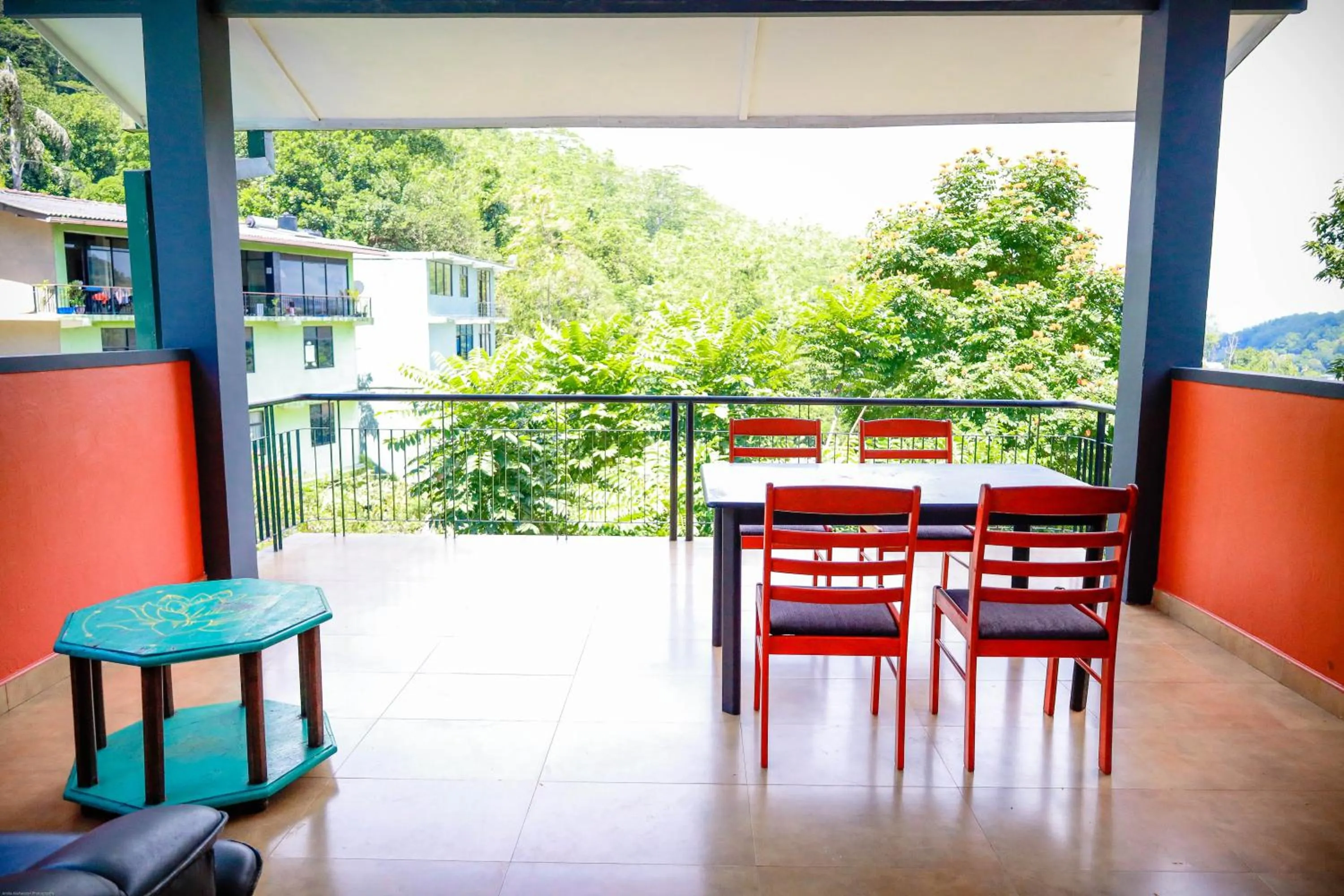 Day in Funk Bunks - Kandy