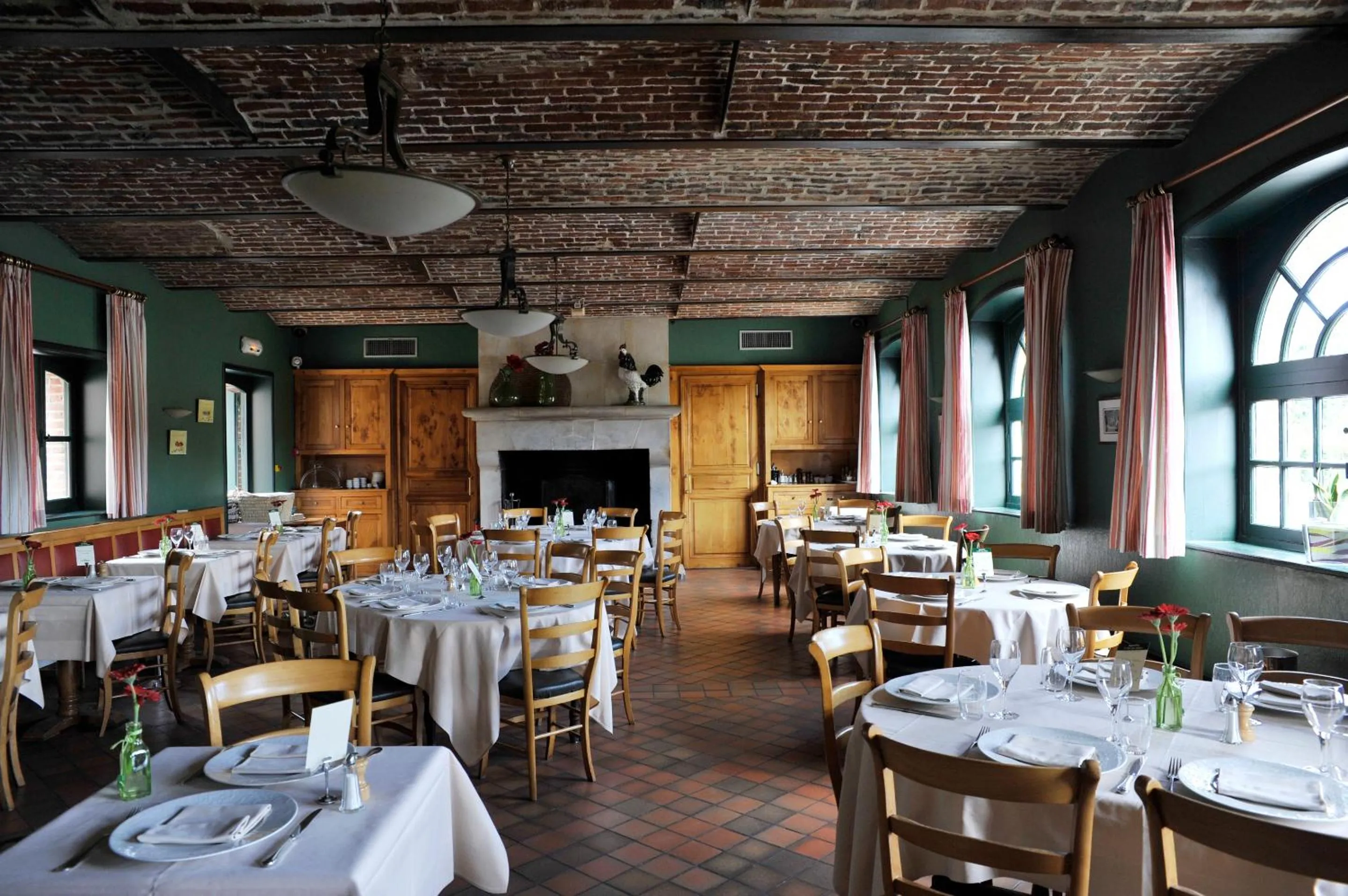 Restaurant/places to eat in Best Western La Metairie