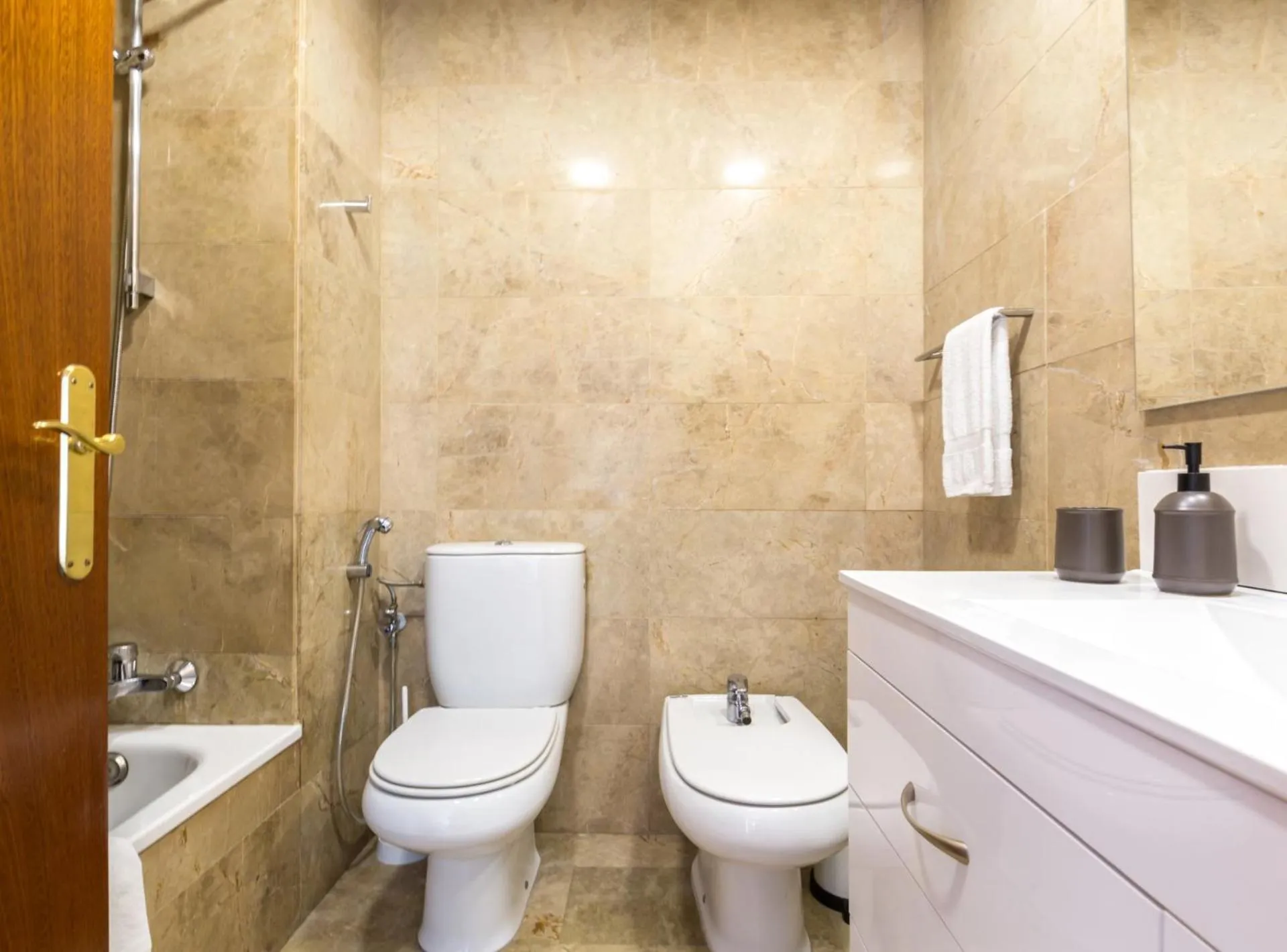 Toilet in Picasso Suites