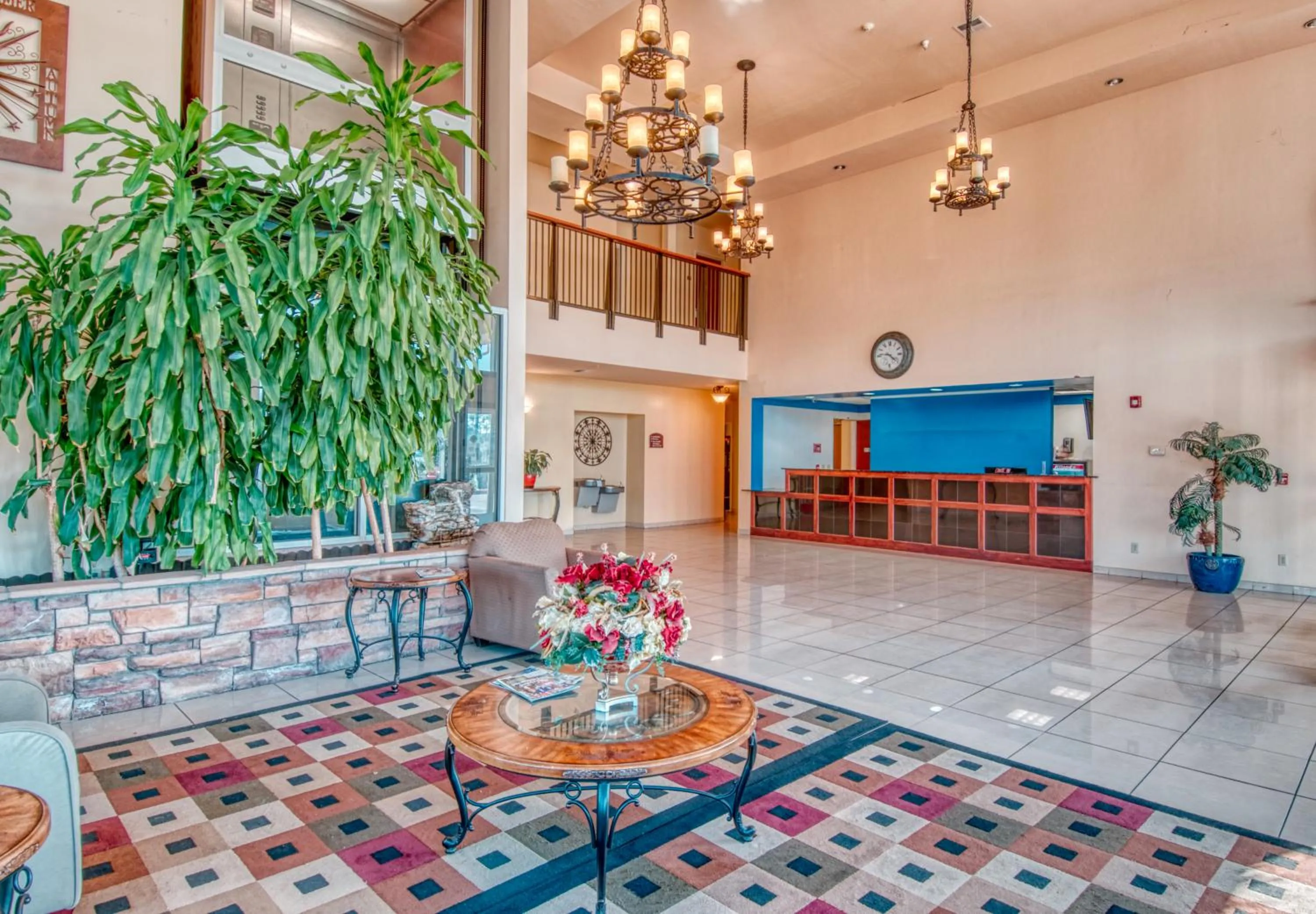 Living room in Express inn & suites