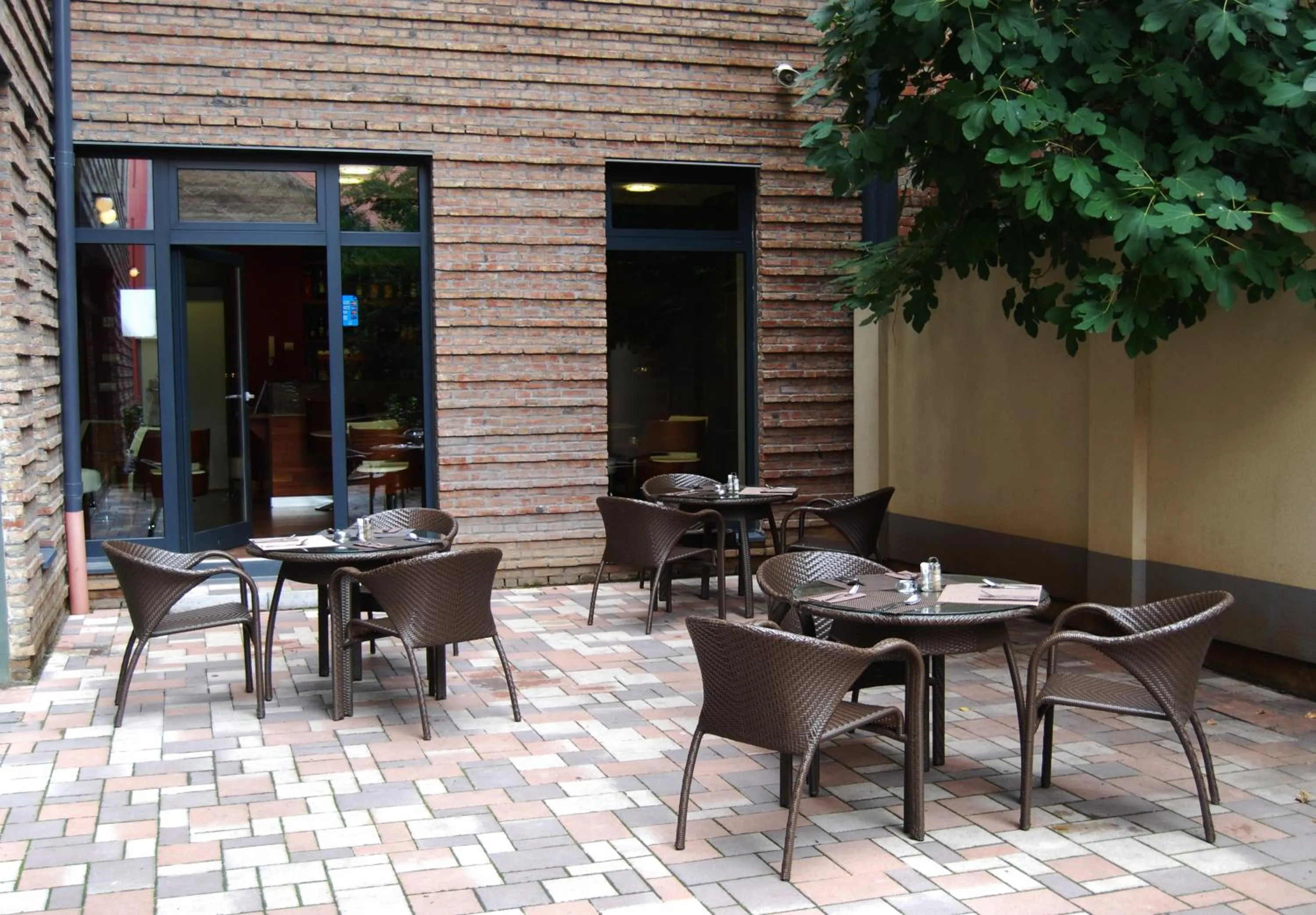 Patio in Hotel Regnum Residence