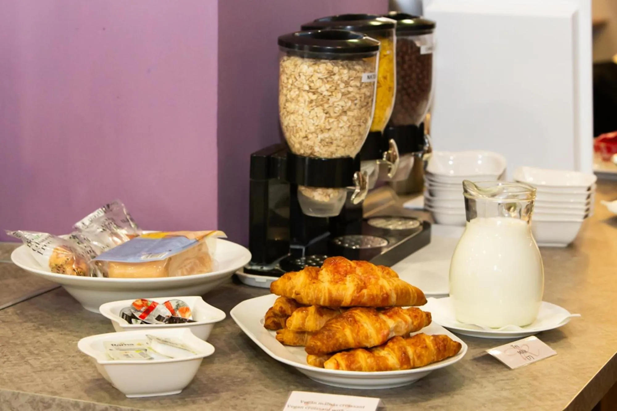 Food in Hotel Regnum Residence