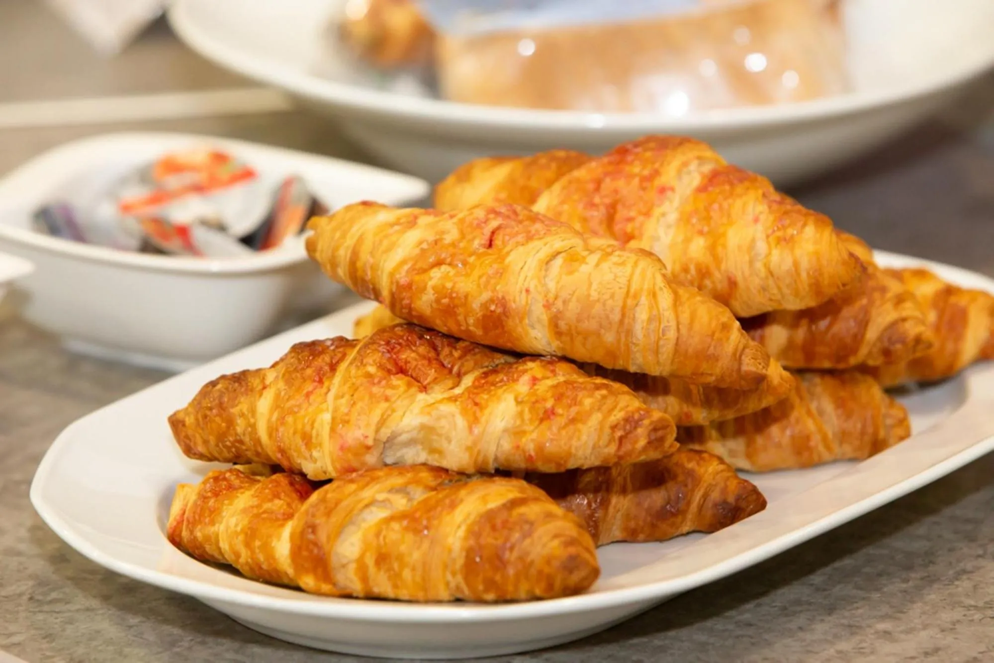 Restaurant/places to eat in Hotel Regnum Residence