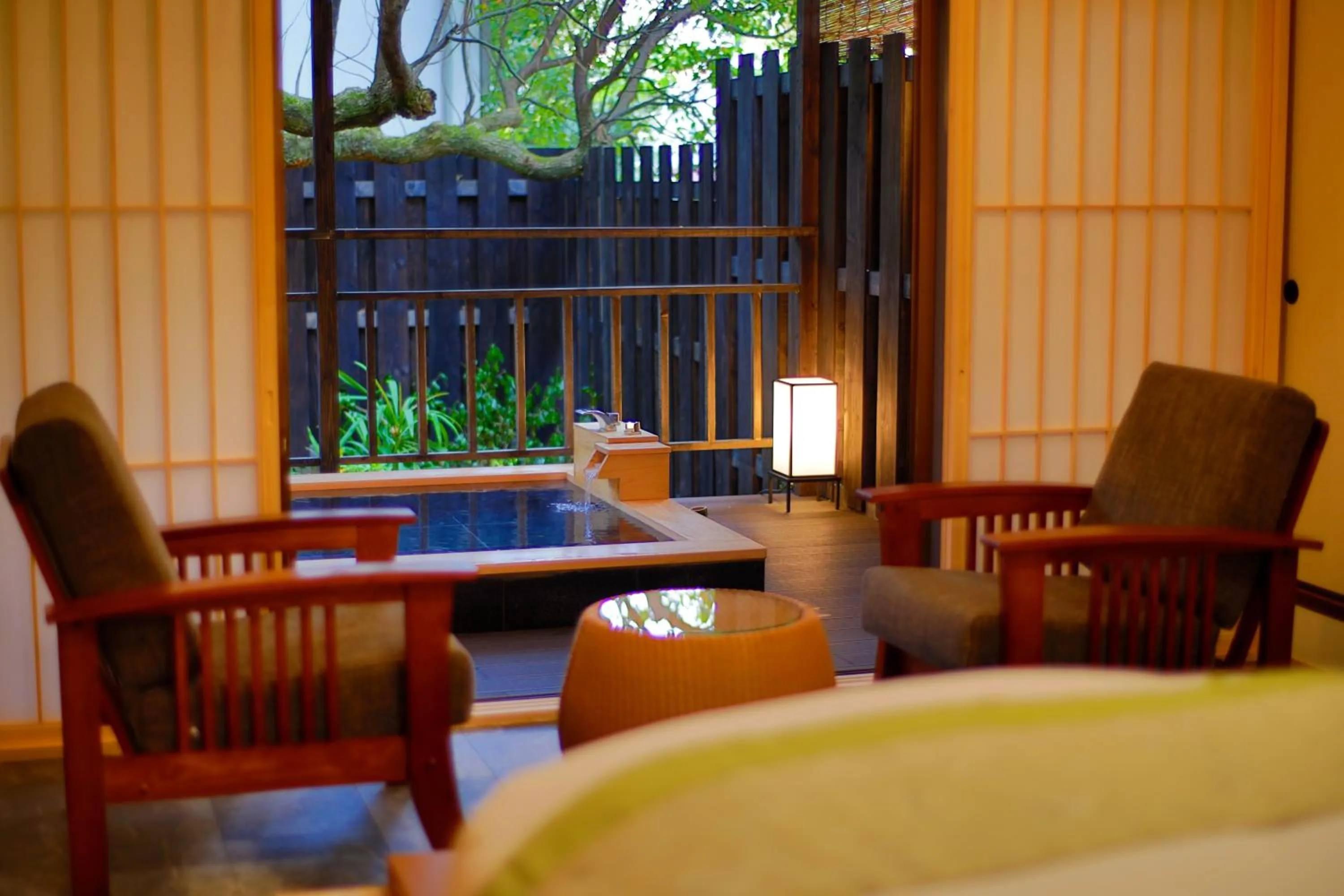 Hot Spring Bath in Sakahijiri gyokushoen