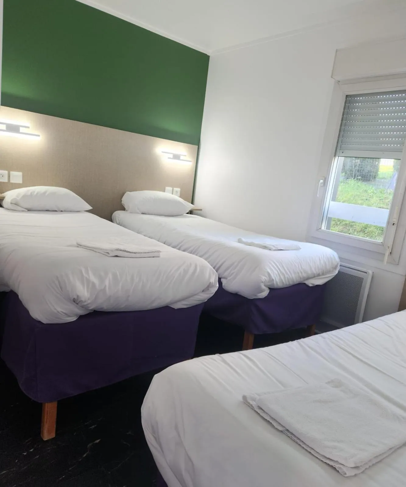 Bed in FASTHOTEL Le Mans Nord Saint-Saturnin - UN FH CONFORT