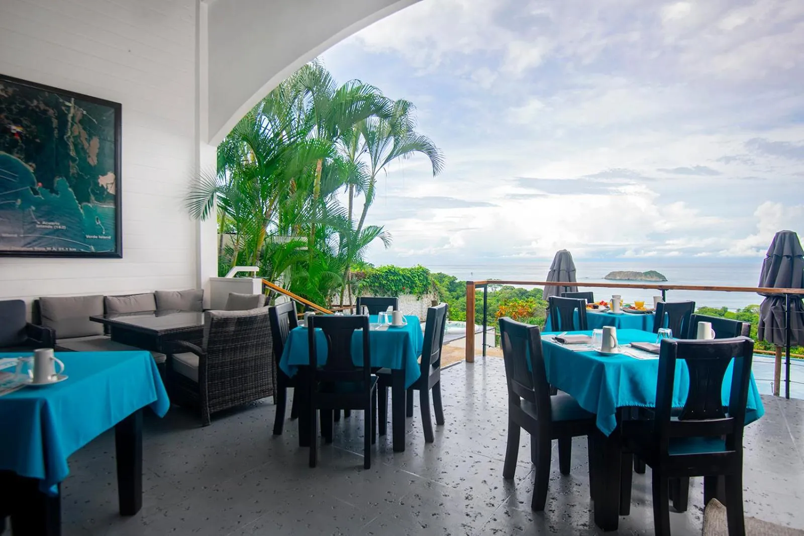 Restaurant/places to eat in Villa Roca Boutique Resort & Suites - ADULT ONLY