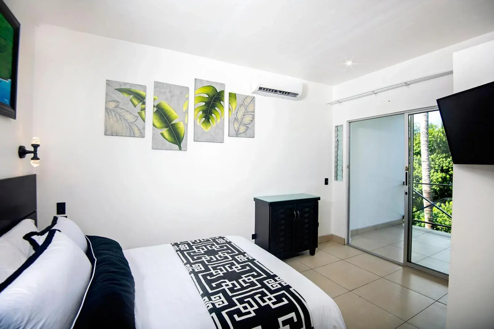 Junior Suite with Sea View in Villa Roca Boutique Resort & Suites - ADULT ONLY Junior Suite with Sea View in Villa Roca Boutique Resort & Suites - ADULT ONLY