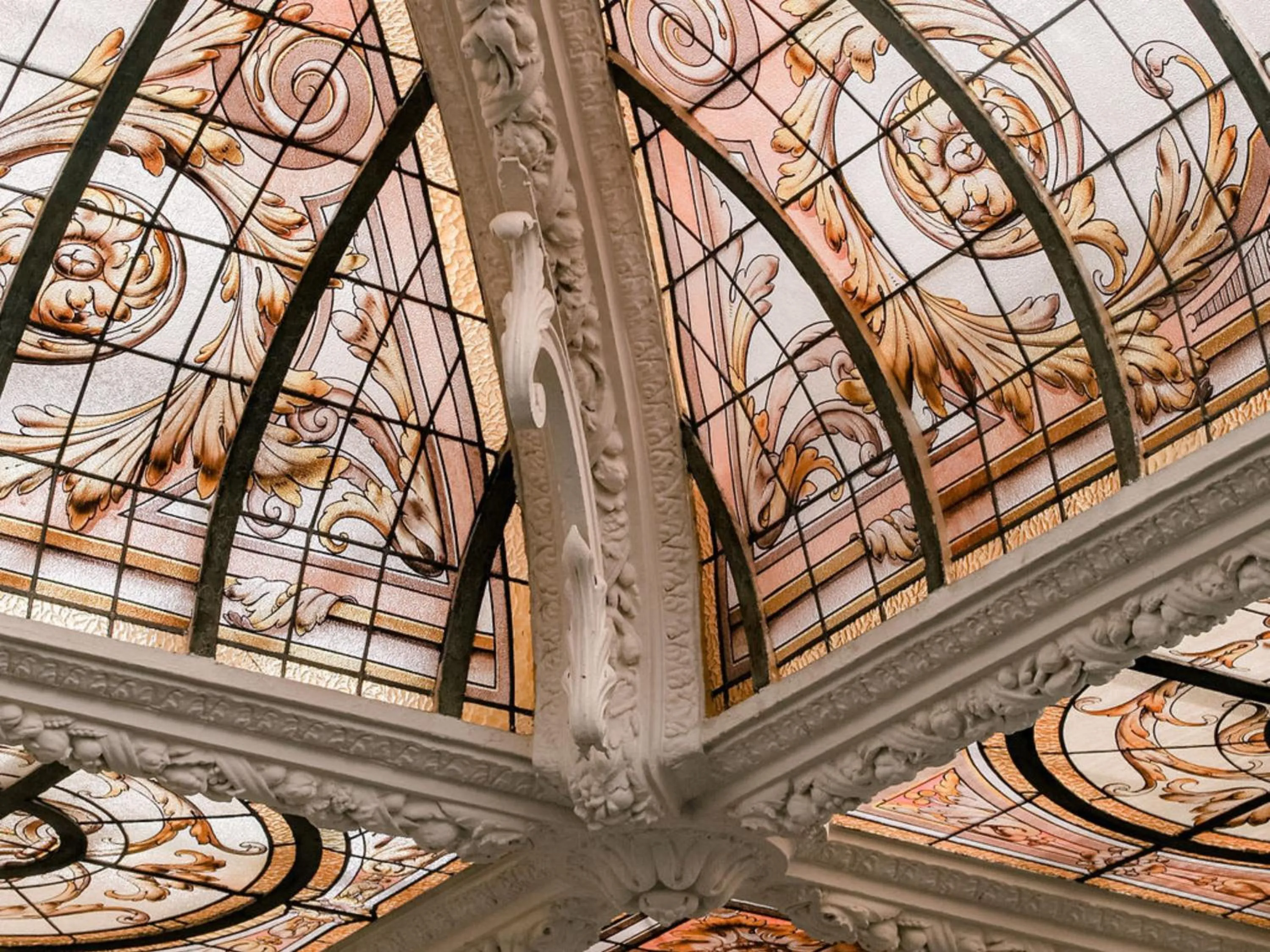 Decorative detail in Hôtel Vernet Champs Elysées Paris