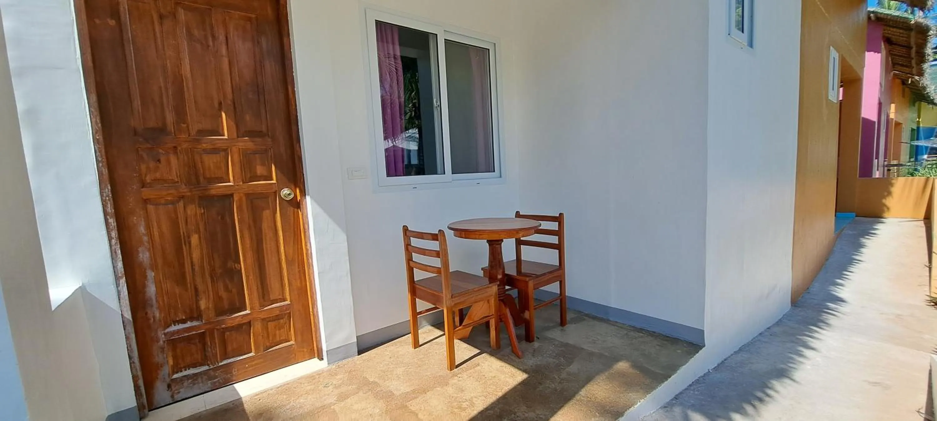 Patio in In Dai Aquasports and Beach Resort