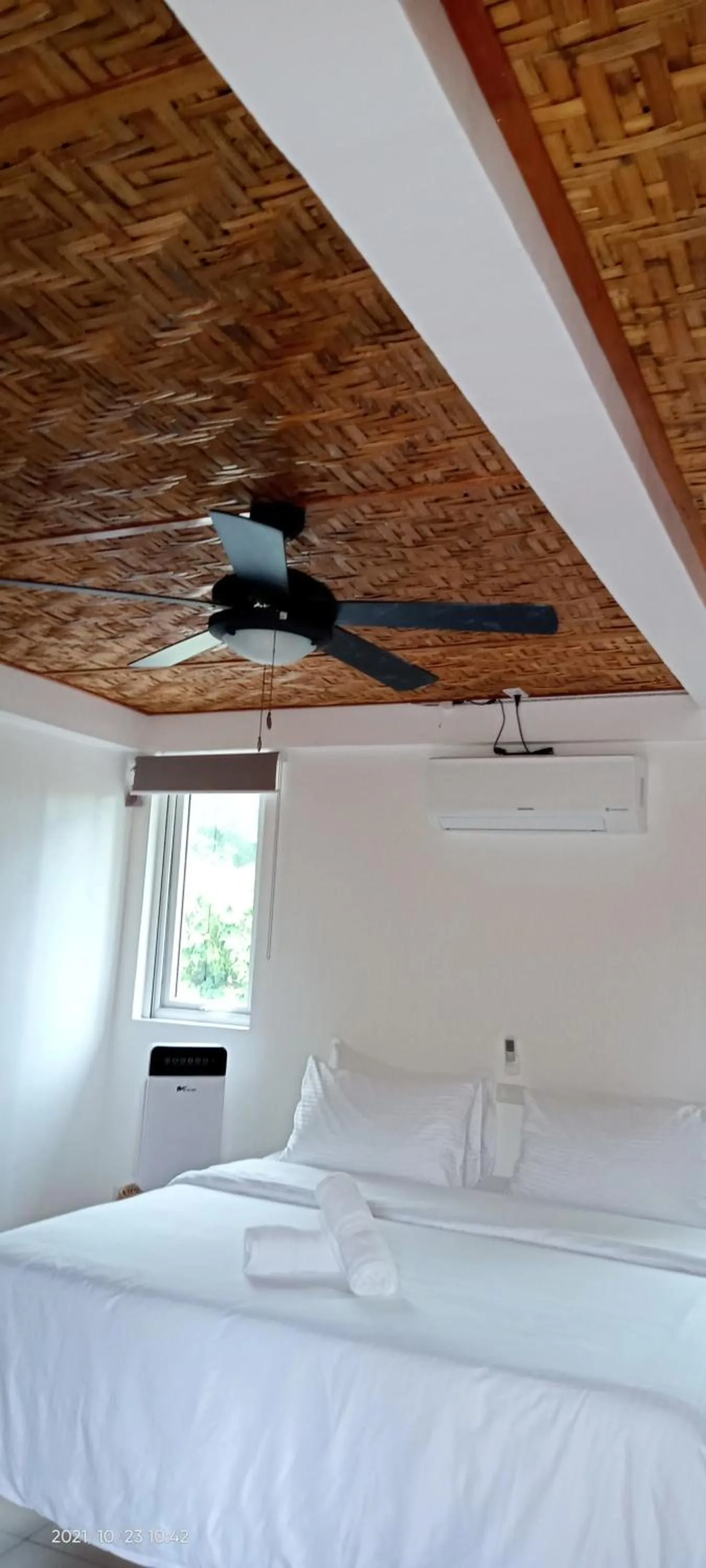 Bedroom, Bed in In Dai Aquasports and Beach Resort