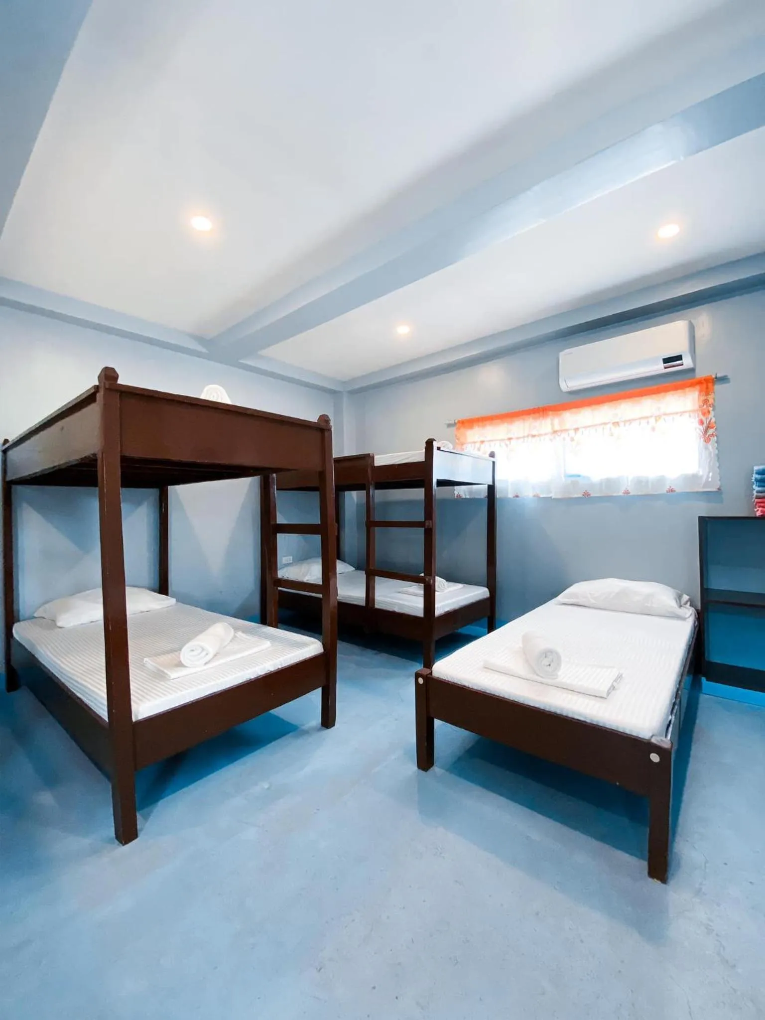 bunk bed, Bed in In Dai Aquasports and Beach Resort