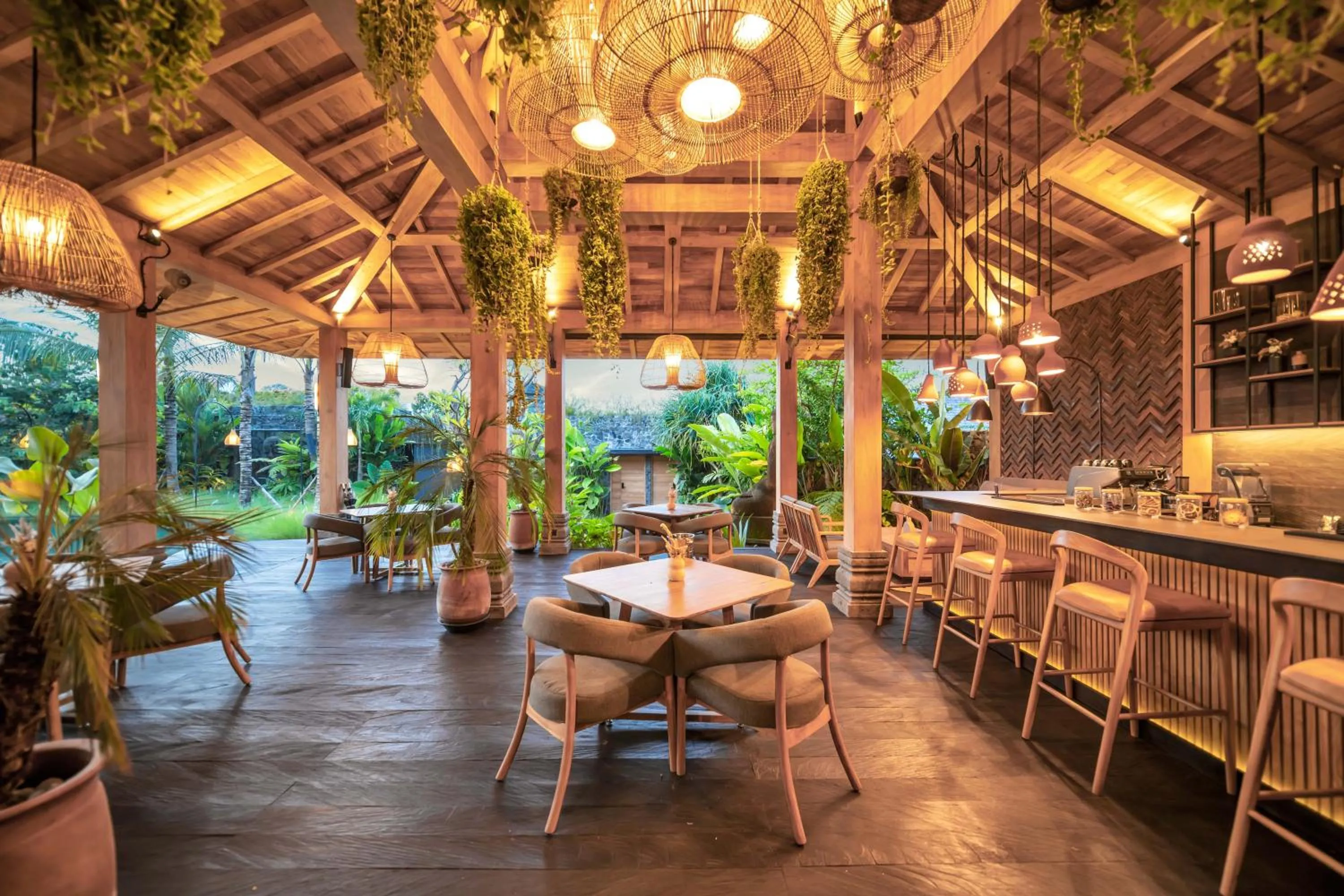 Restaurant/places to eat in Desa Hay Canggu