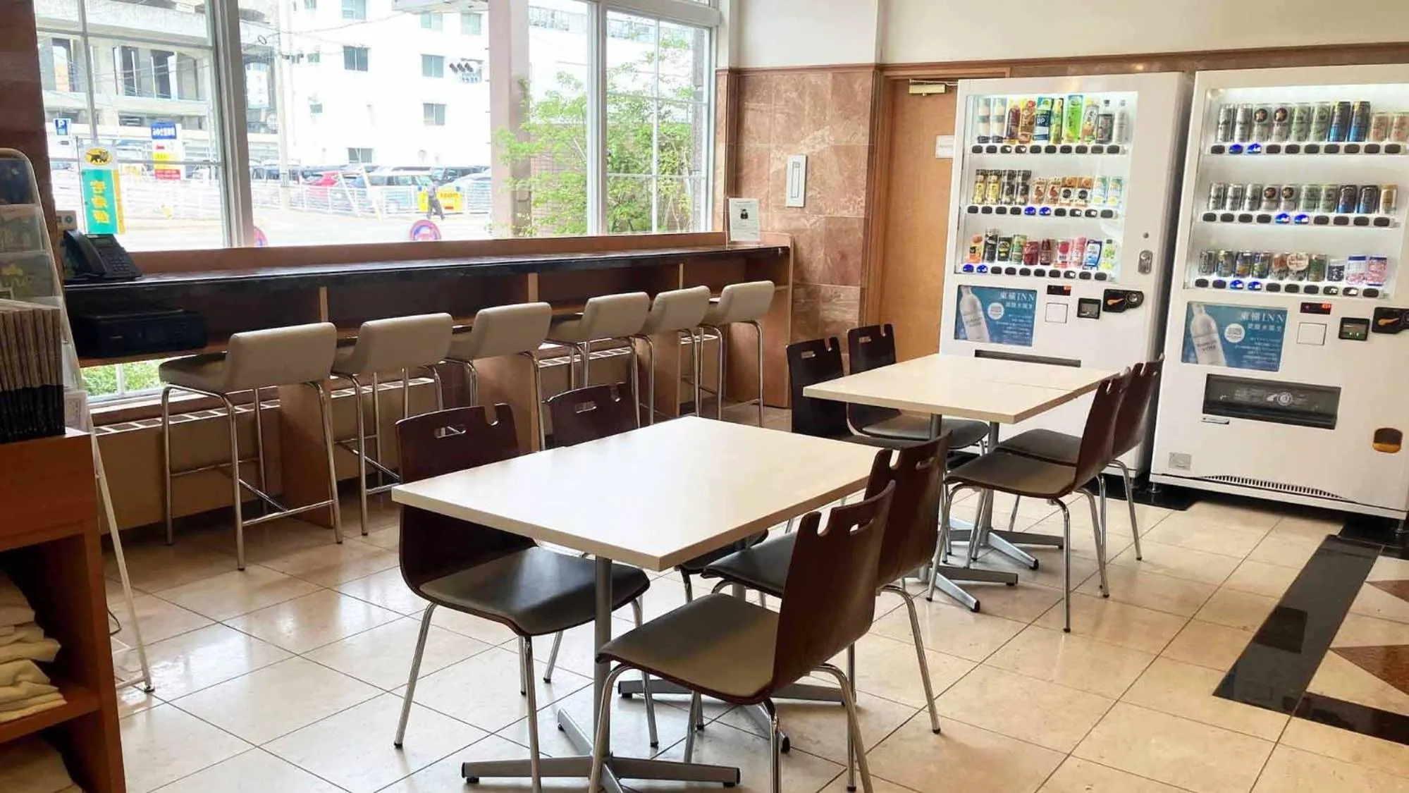 Lobby or reception in Toyoko Inn Shin-yamaguchi-eki Shinkansen-guchi