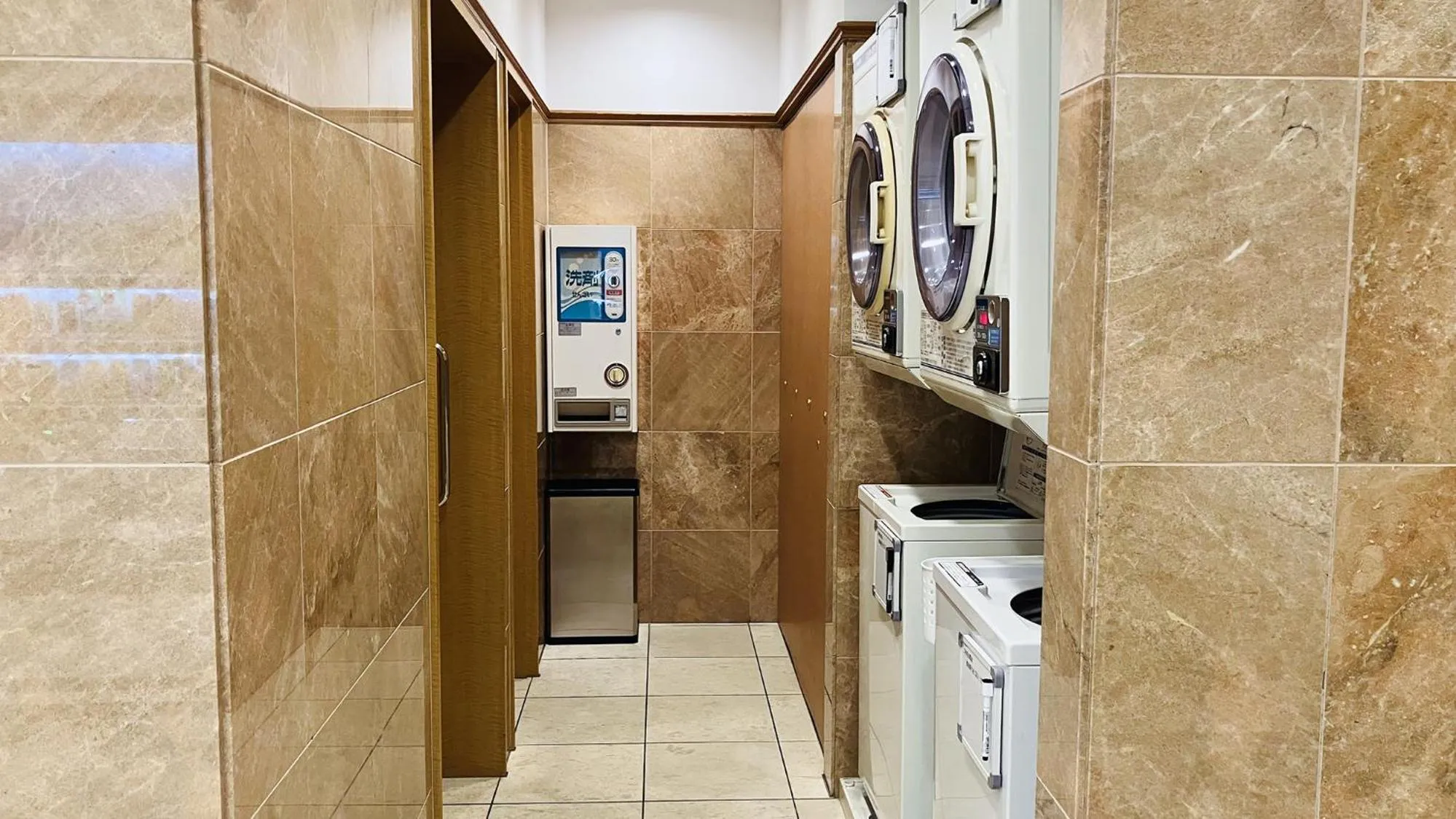 laundry in Toyoko Inn Nagoya-eki Shinkansen-guchi