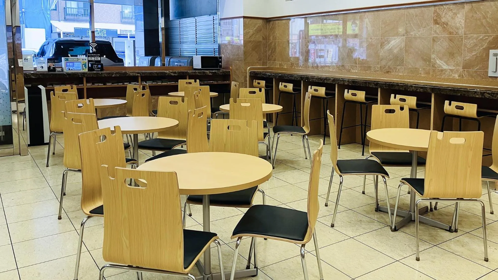 Lobby or reception in Toyoko Inn Nagoya-eki Shinkansen-guchi