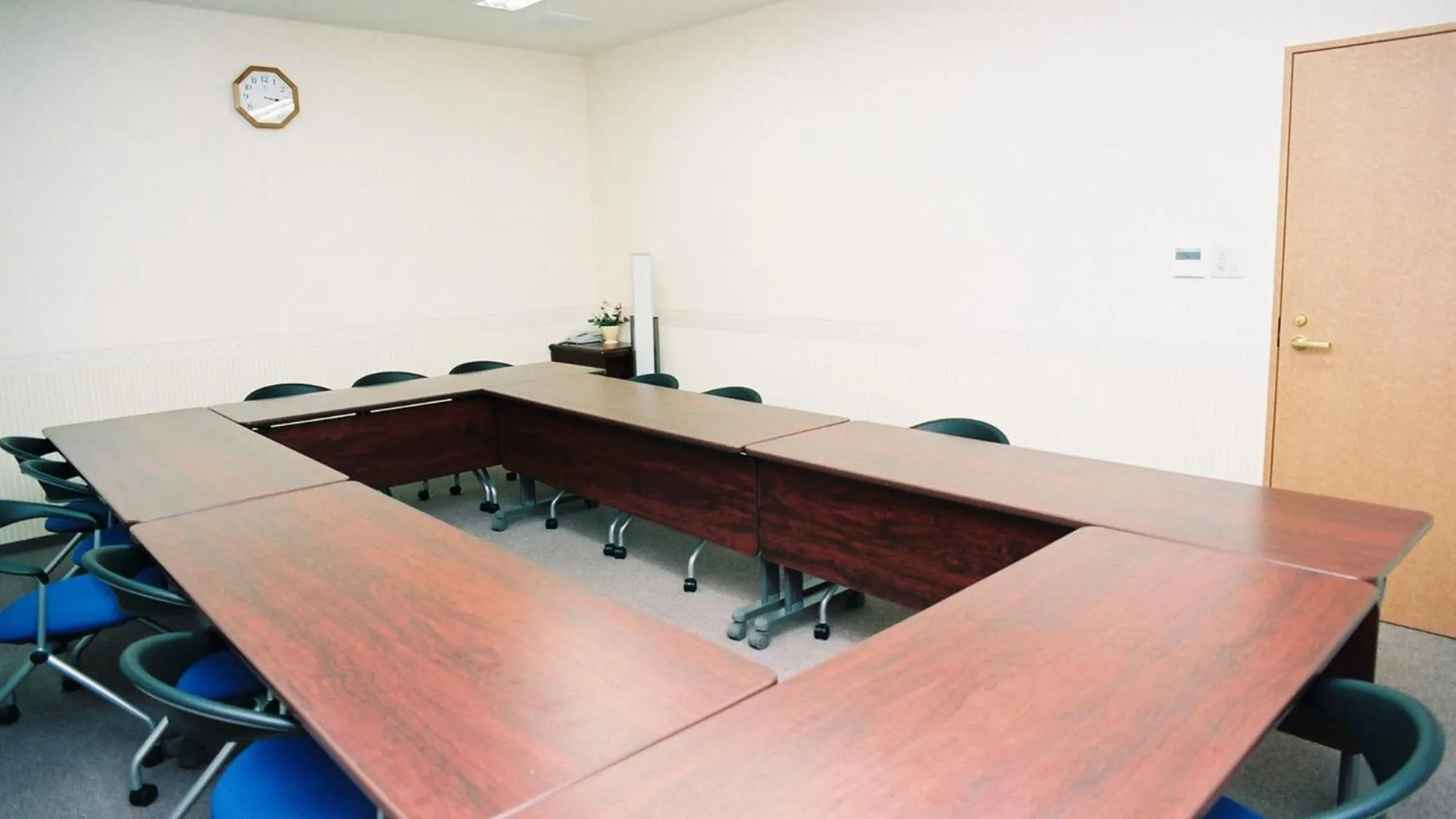 Meeting/conference room in Toyoko Inn Hokkaido Tomakomai Ekimae