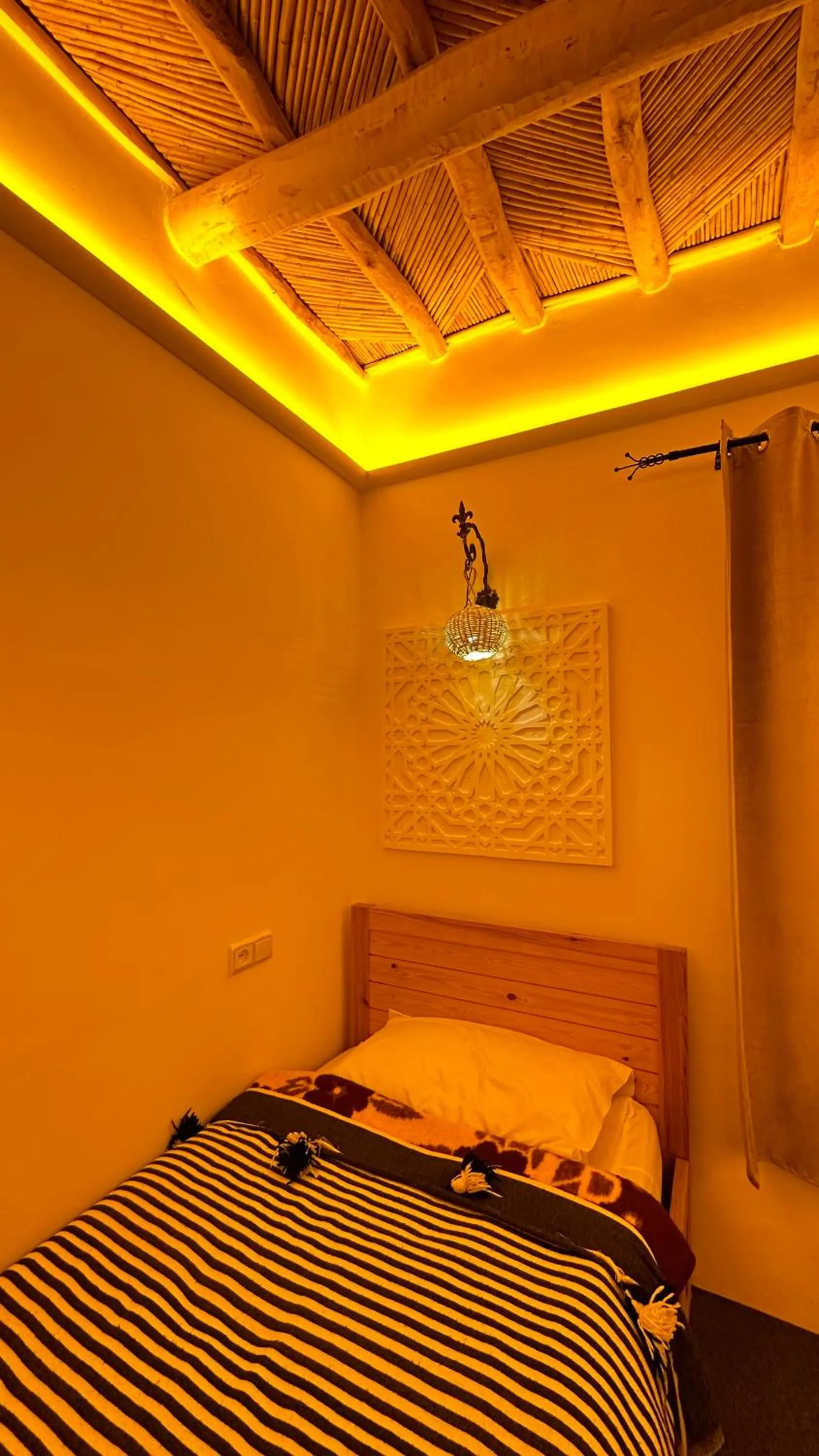 Bed in Miguirne Chez Ali