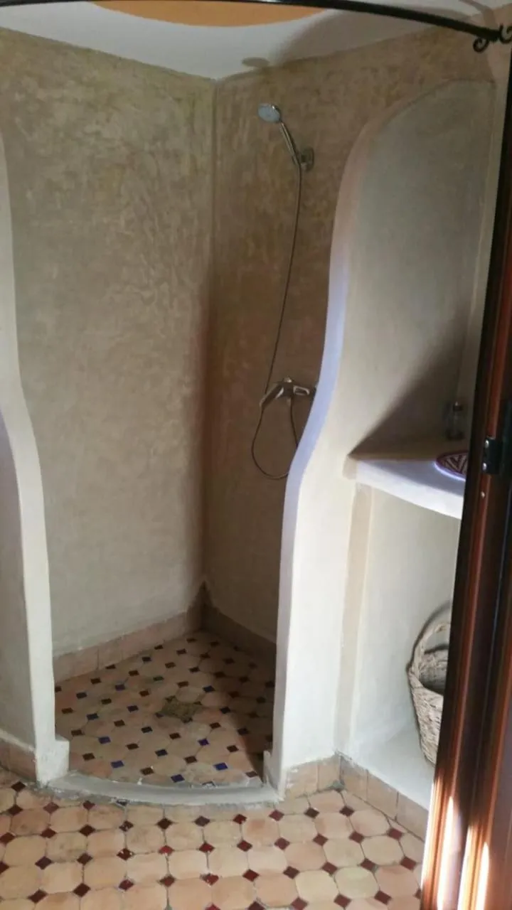 Bathroom in Miguirne Chez Ali