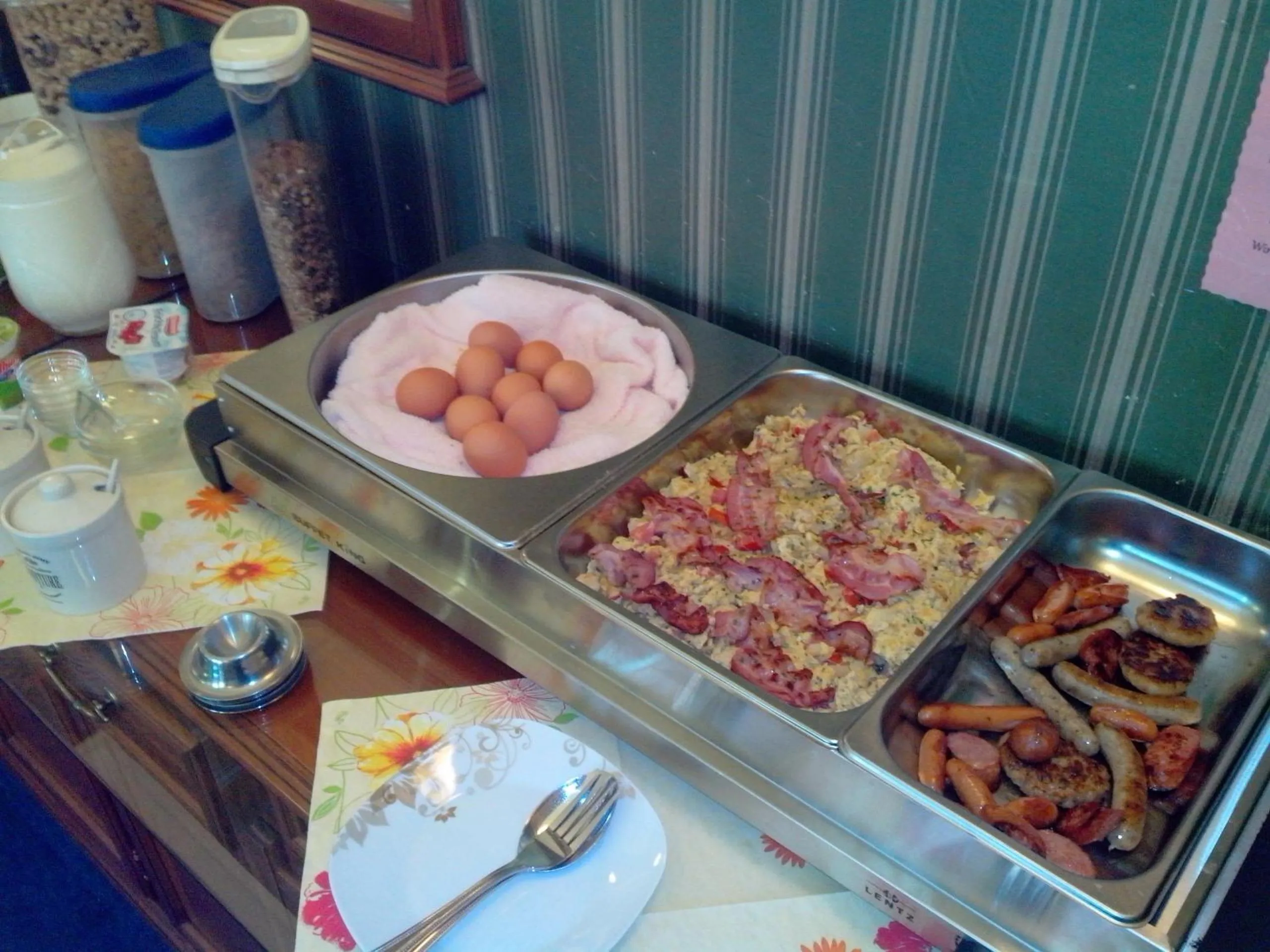 Restaurant/places to eat in Hotel Villa Alice