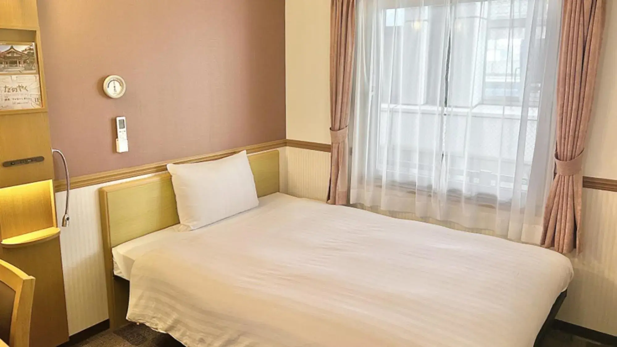 Standard Single Room - Non-Smoking in Toyoko Inn Tokuyama-eki Shinkansen-guchi Standard Single Room - Non-Smoking in Toyoko Inn Tokuyama-eki Shinkansen-guchi