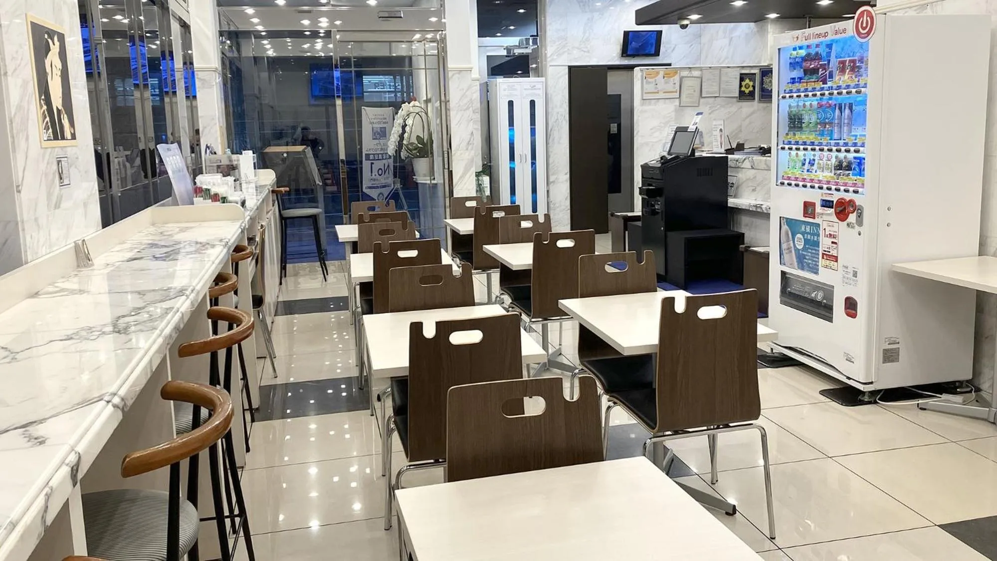 Area and facilities in Toyoko Inn Tokyo Nihombashi Hamacho Meijiza Mae