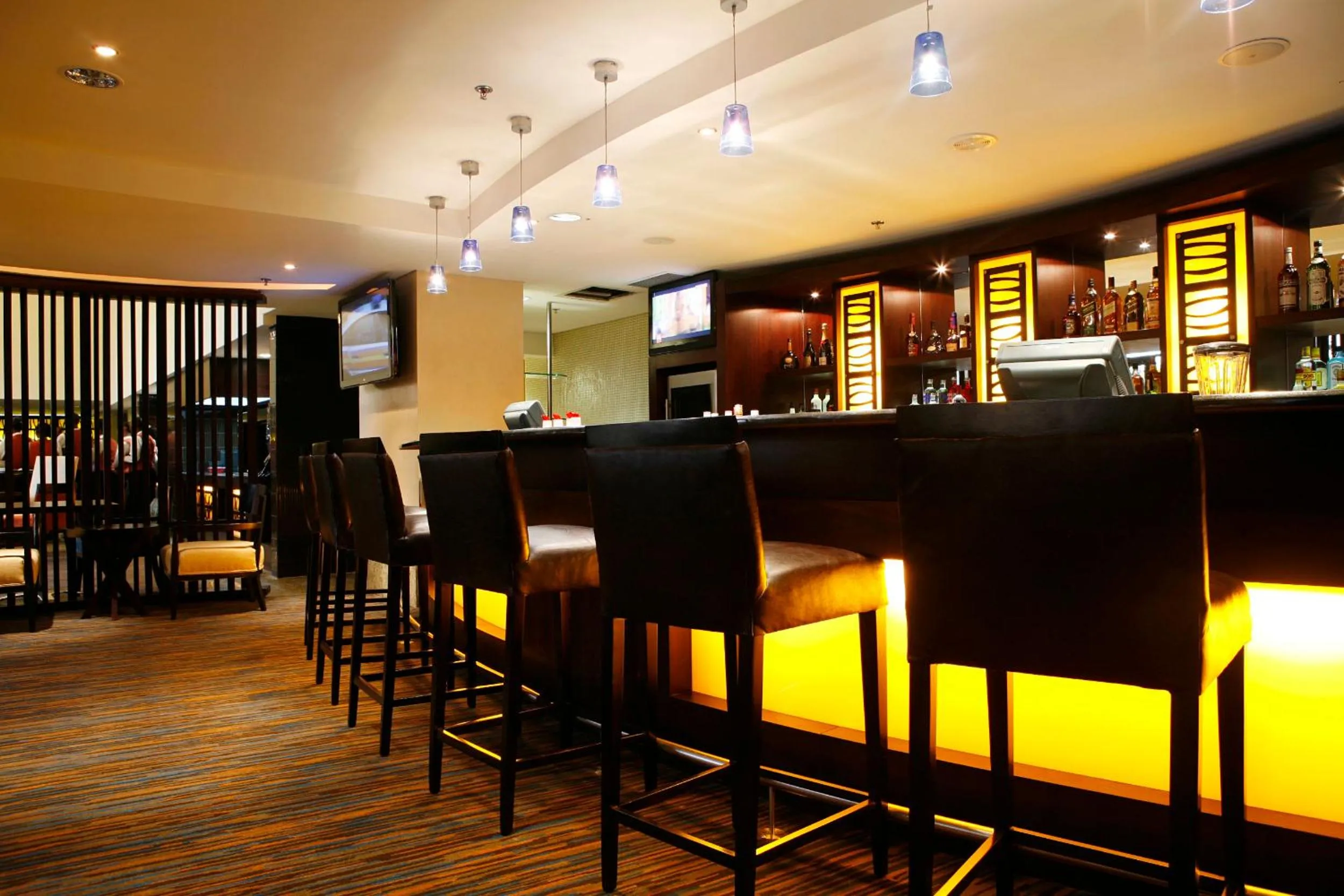 Lounge or bar in Mövenpick Hotel Ikoyi Lagos