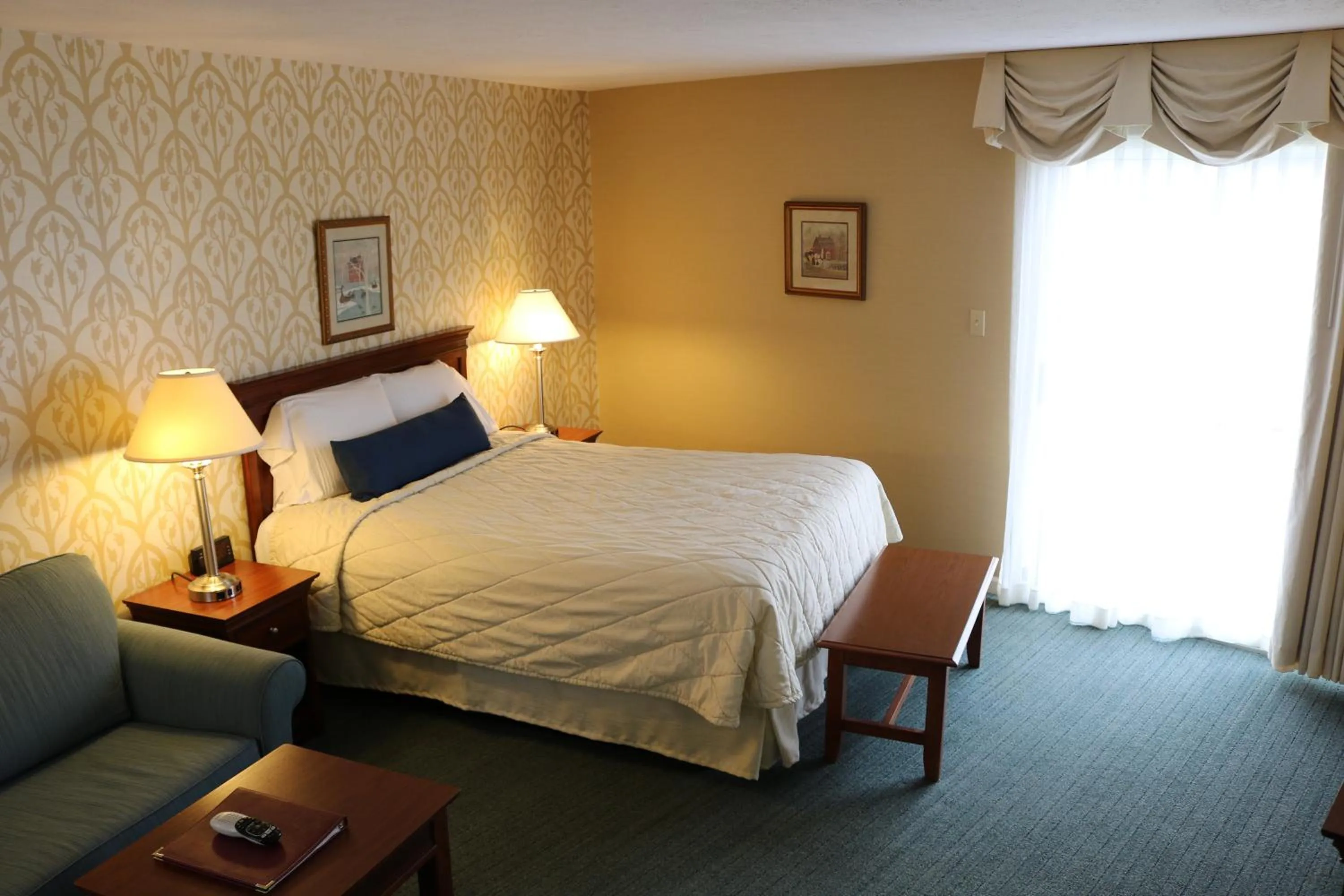 Bed in The Village Inn