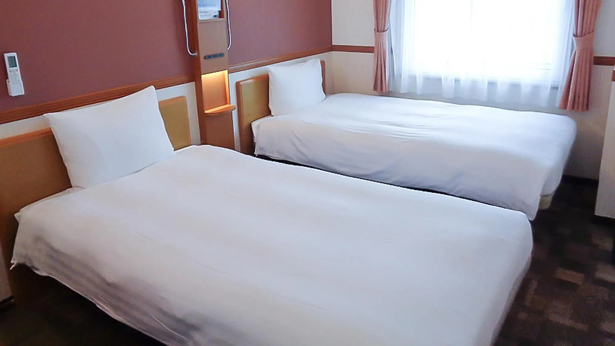 Bedroom, Bed in Toyoko Inn Fujisan Numazu eki Kita guchi No 2