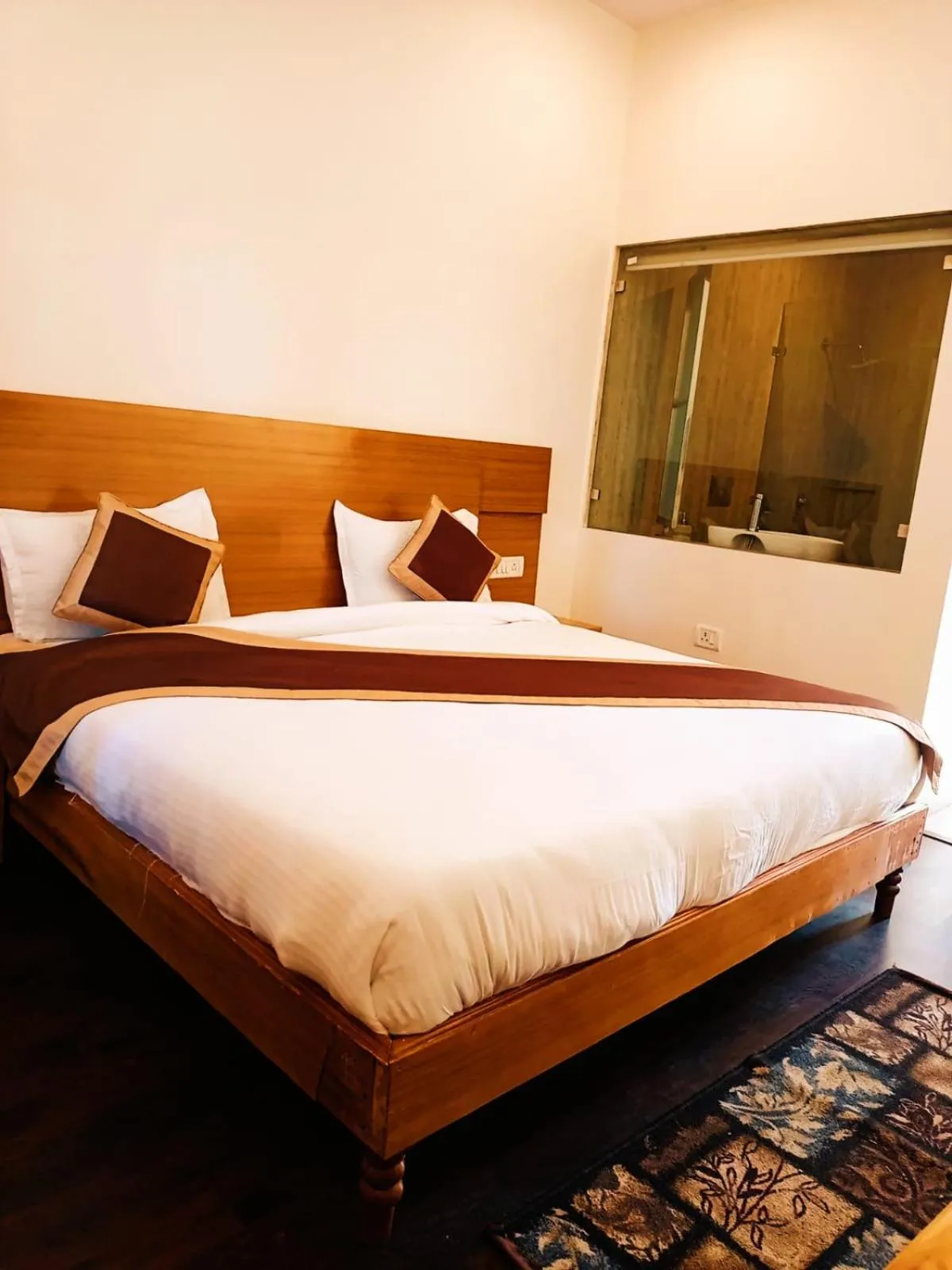 Bedroom, Bed in Boros Resorts Binsar