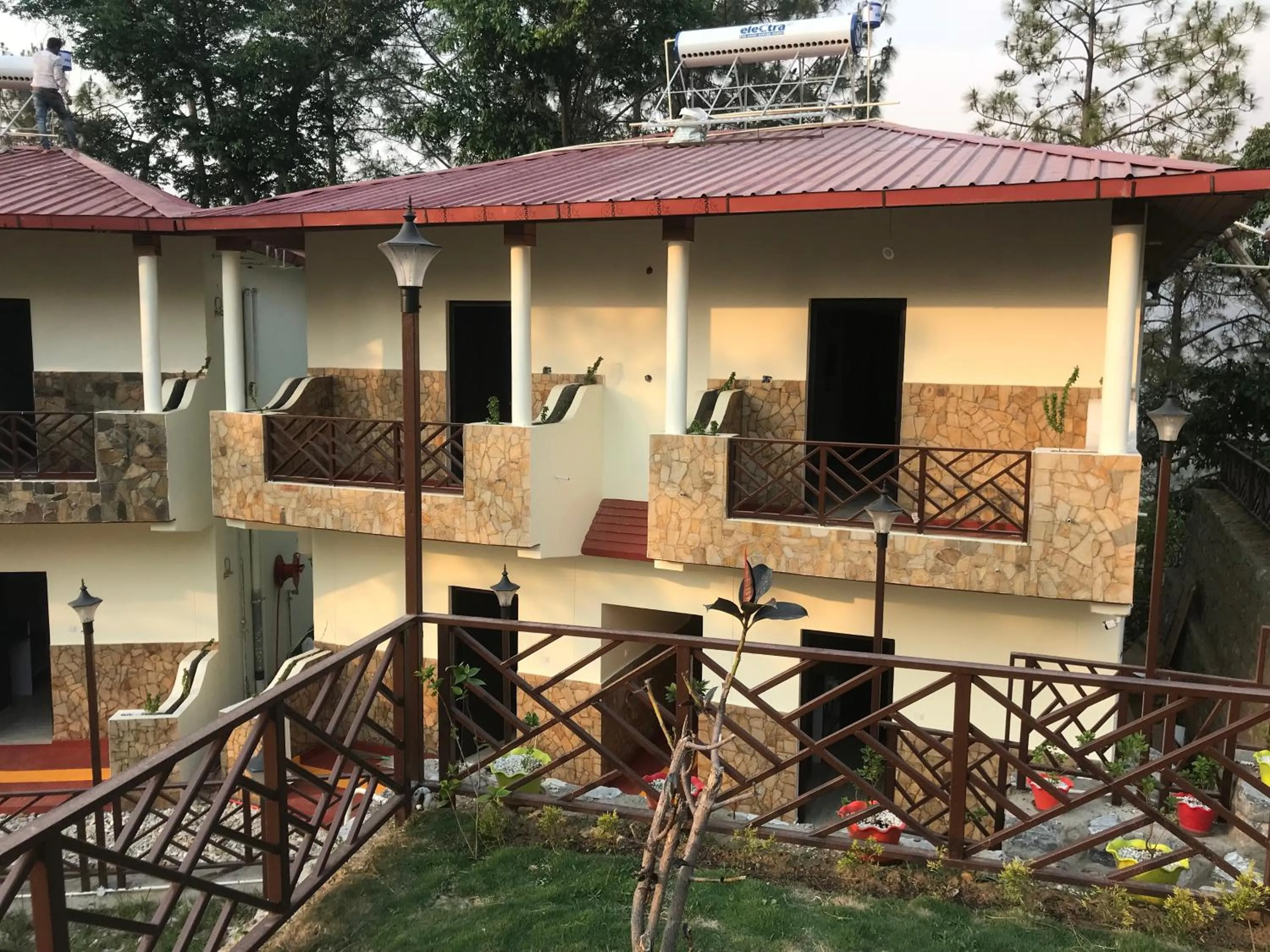 Property building in Boros Resorts Binsar